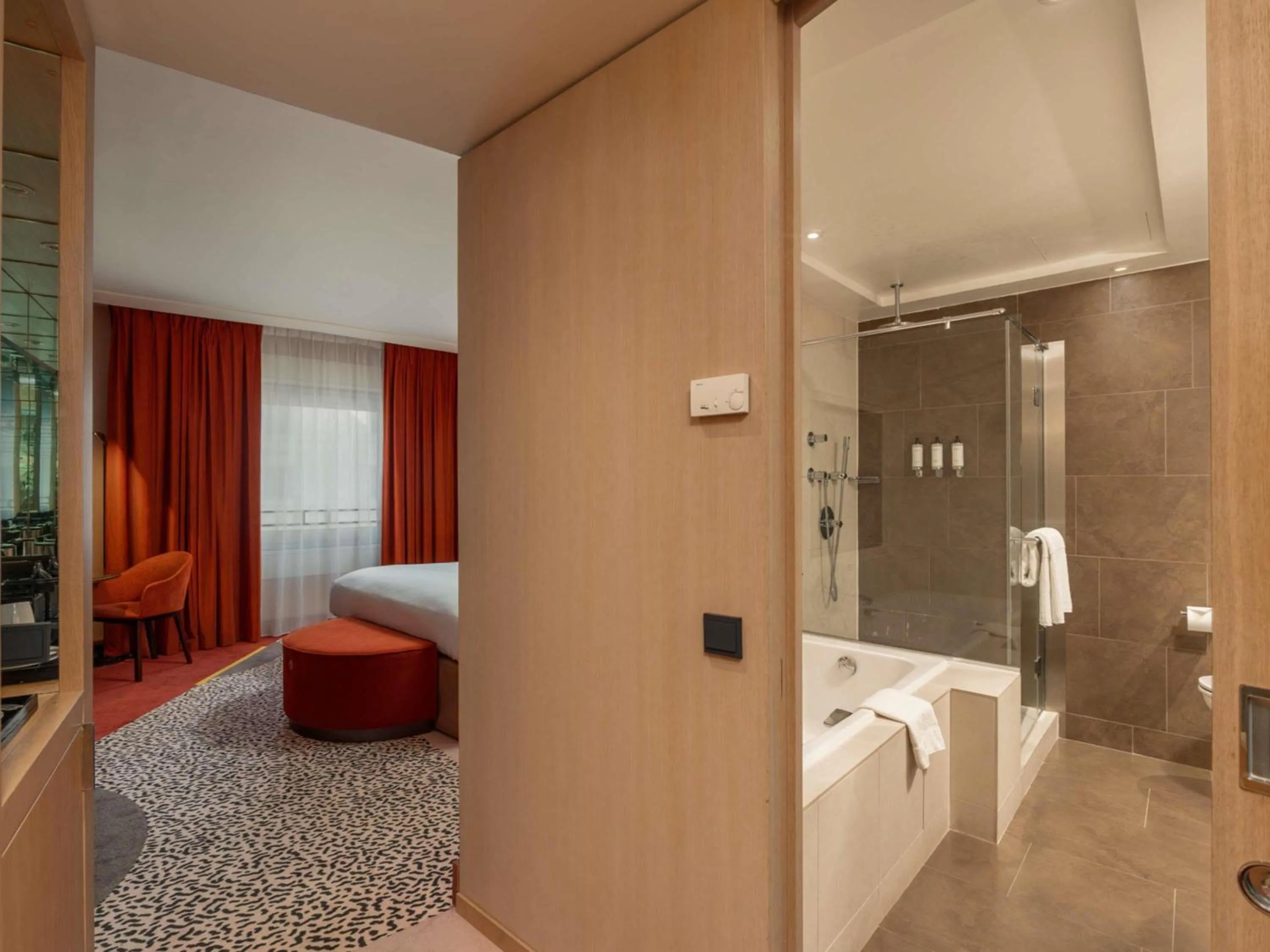 Bedroom, Bed in Nest Hotel Paris la Défense - MGallery Collection