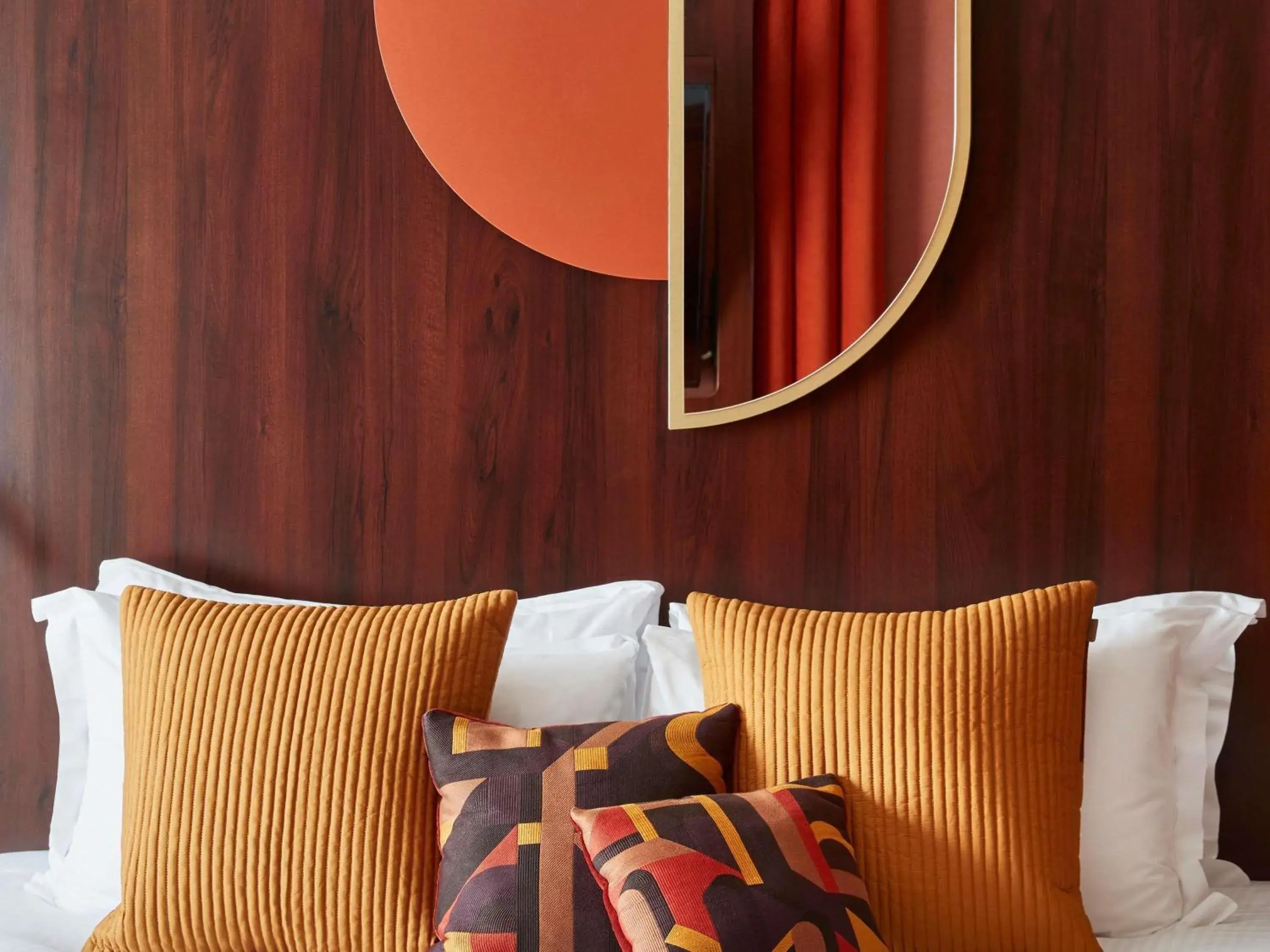 Bedroom, Bed in Nest Hotel Paris la Défense - MGallery Collection Bedroom, Bed in Nest Hotel Paris la Défense - MGallery Collection