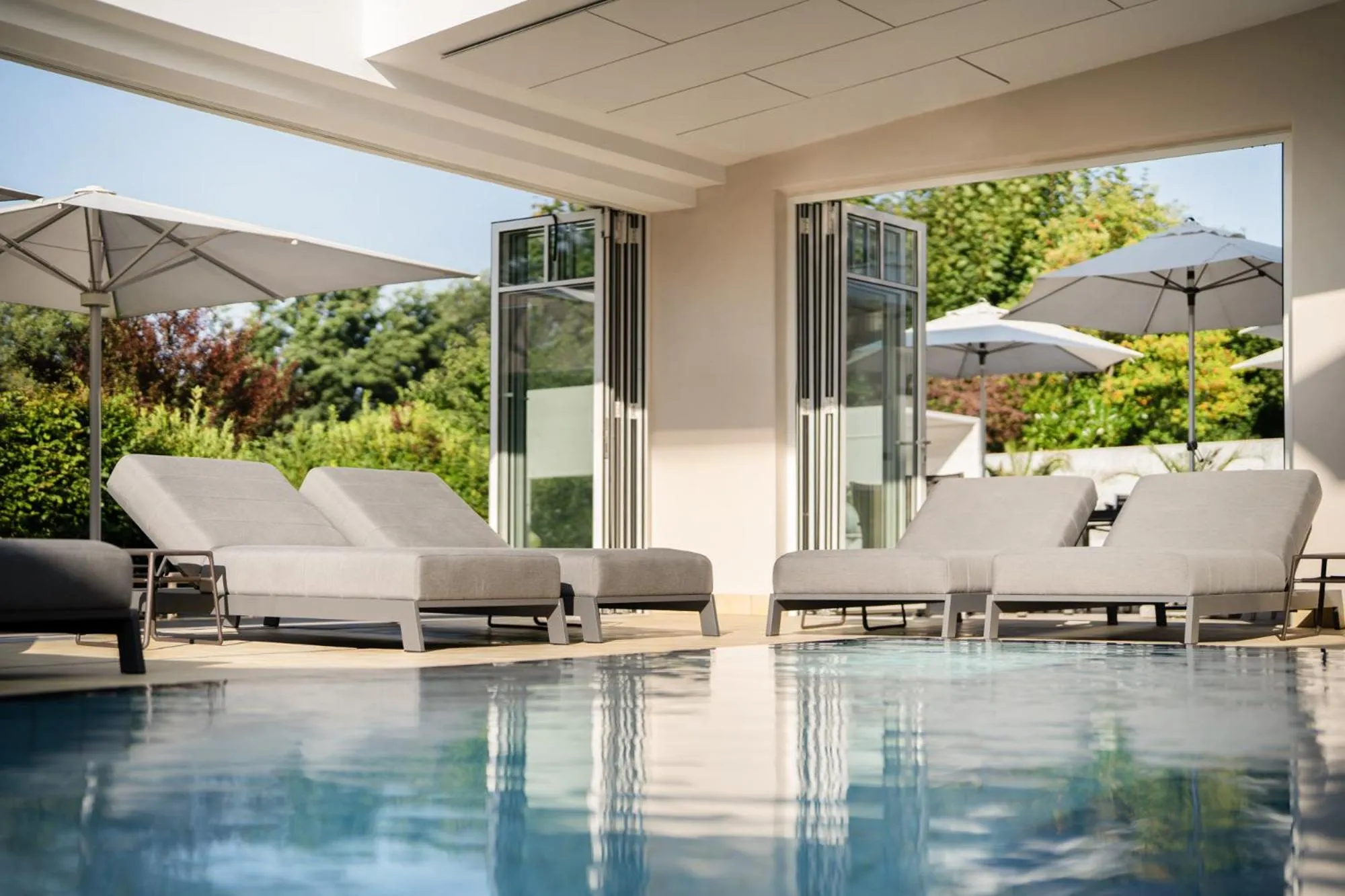 Swimming pool in Hotel Sonnengut Wellness - Therme - Spa