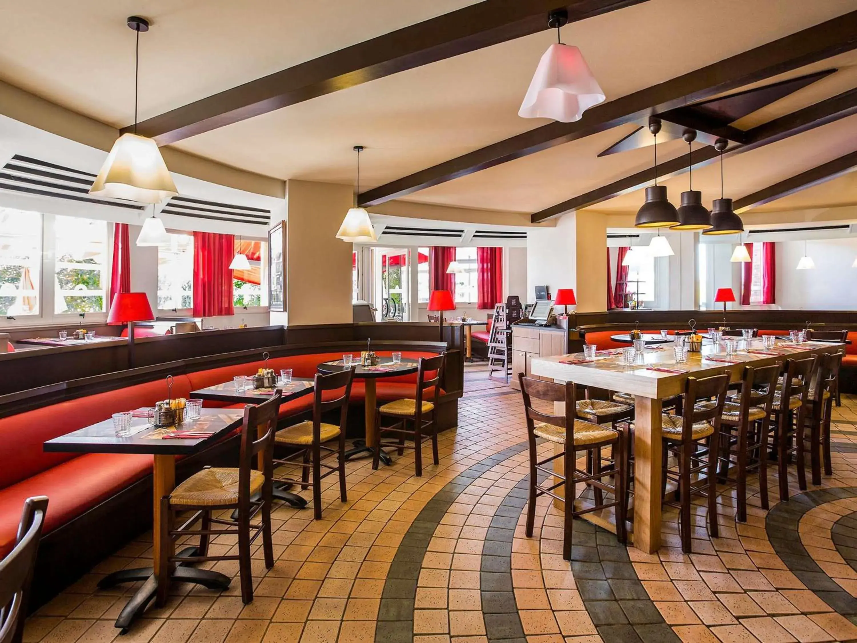 Restaurant/places to eat in ibis Bordeaux Lac Restaurant/places to eat in ibis Bordeaux Lac