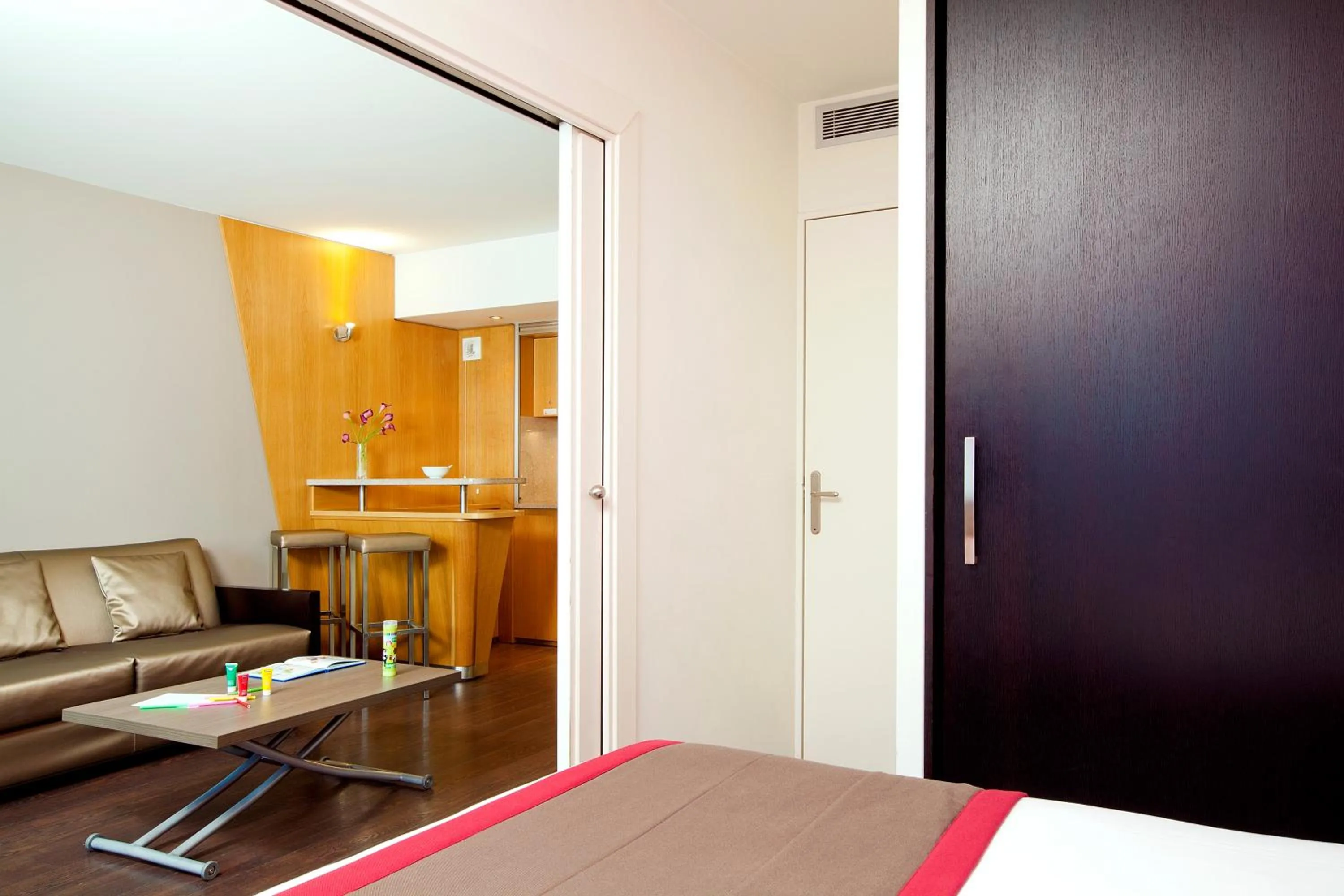 Kitchen or kitchenette in Residhome Val d'Europe