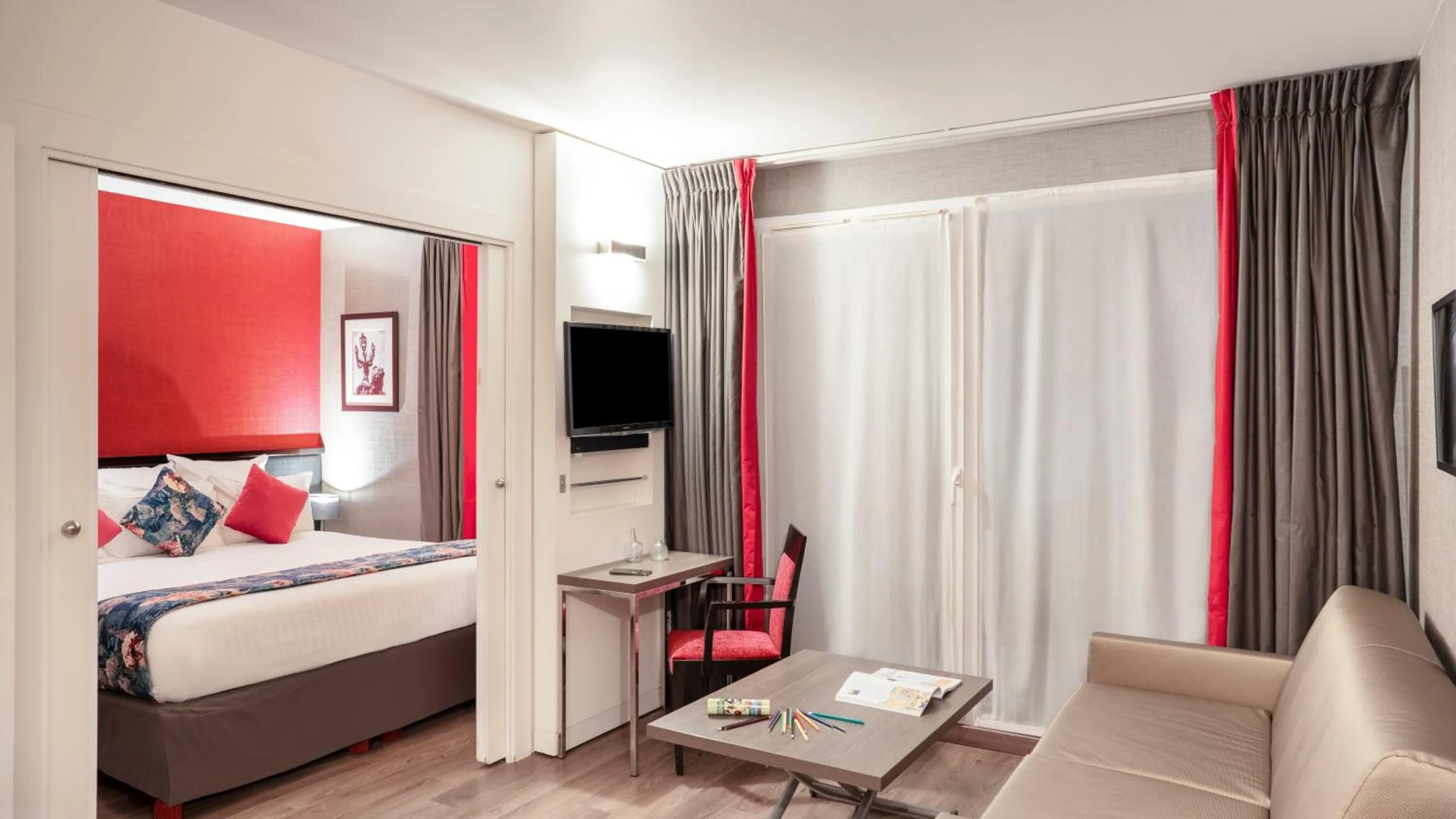 Living room, Bed in Residhome Val d'Europe