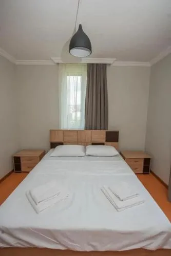 HOTEL COSMOS