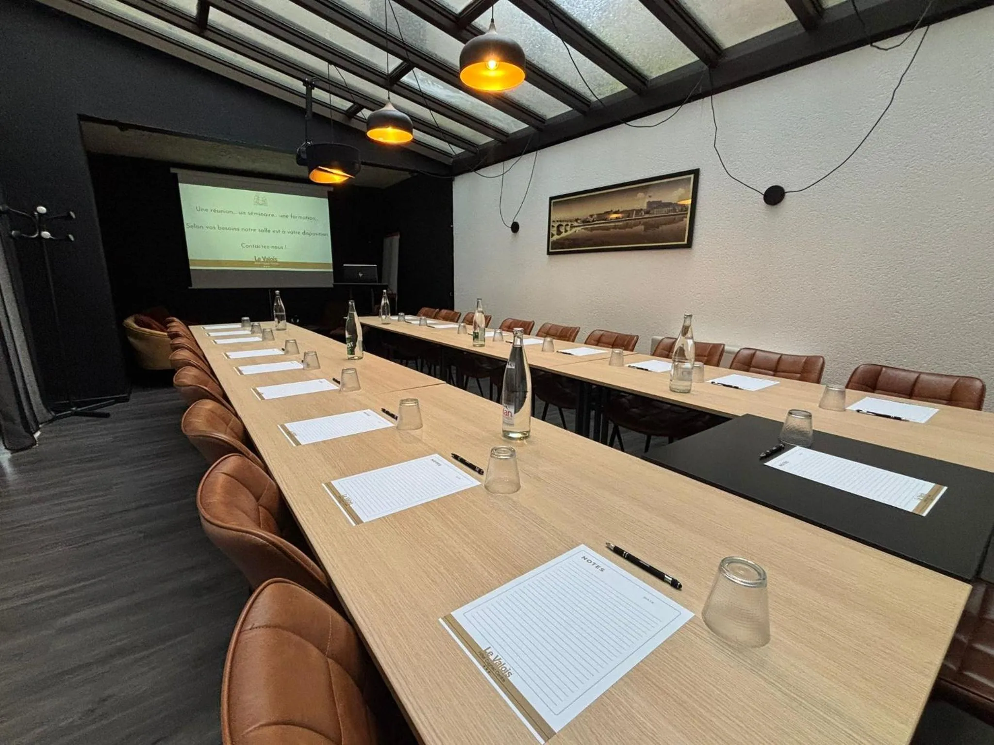 Meeting/conference room in Hôtel Le Valois, Cognac Centre