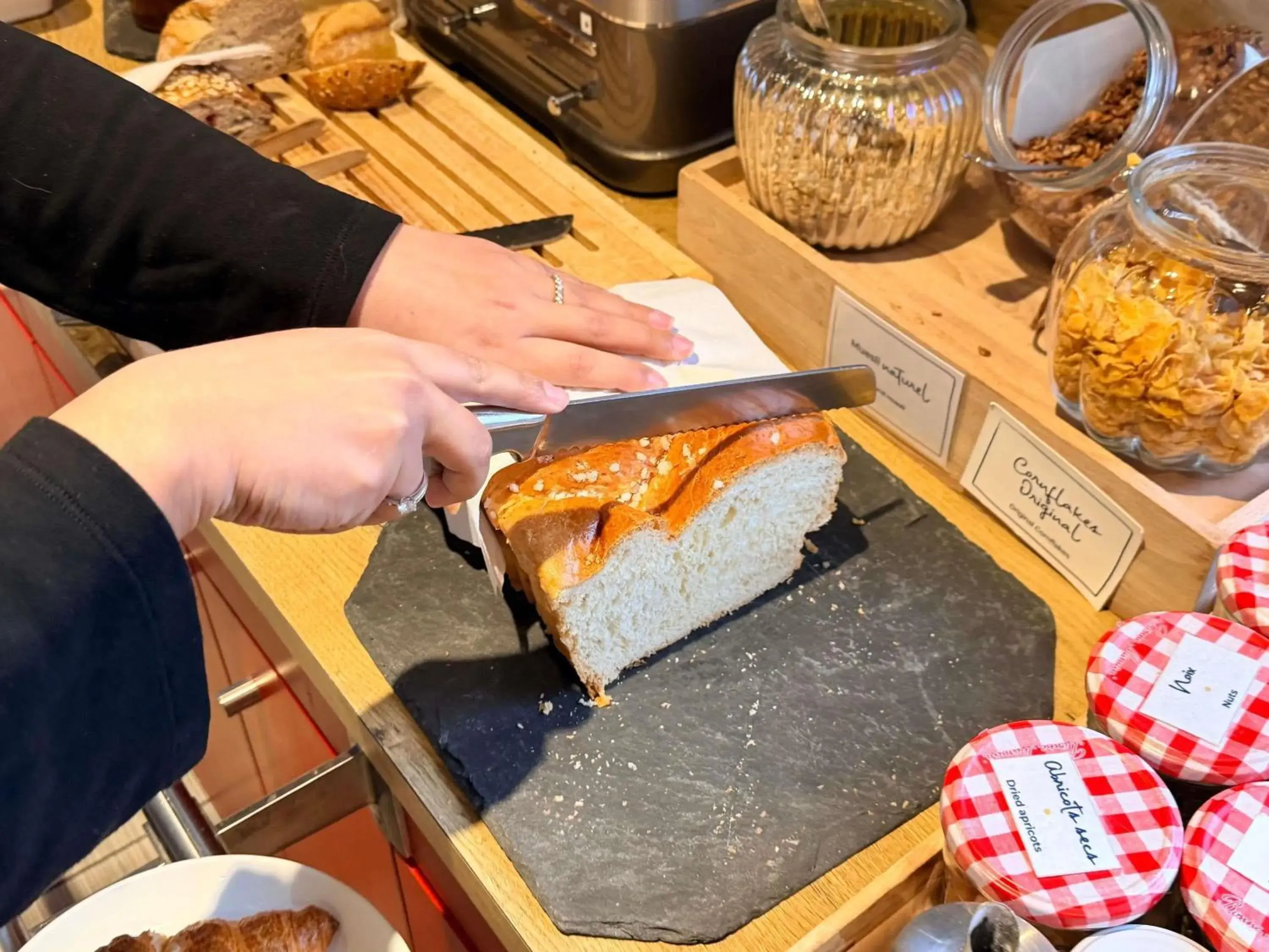 Breakfast in ibis Rennes Cesson Breakfast in ibis Rennes Cesson