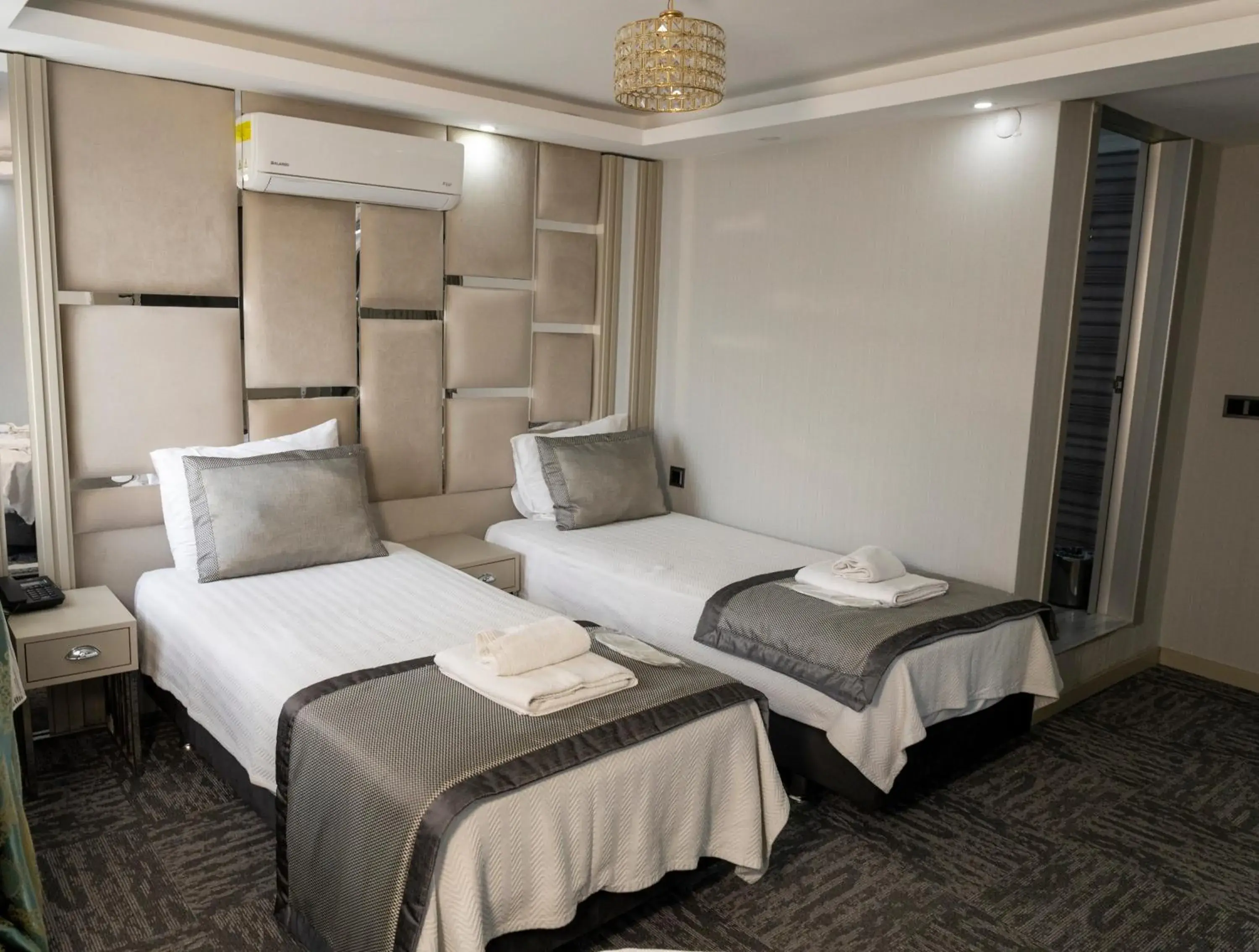 Photo of the whole room, Bed in Grand Heykel Hotel Photo of the whole room, Bed in Grand Heykel Hotel