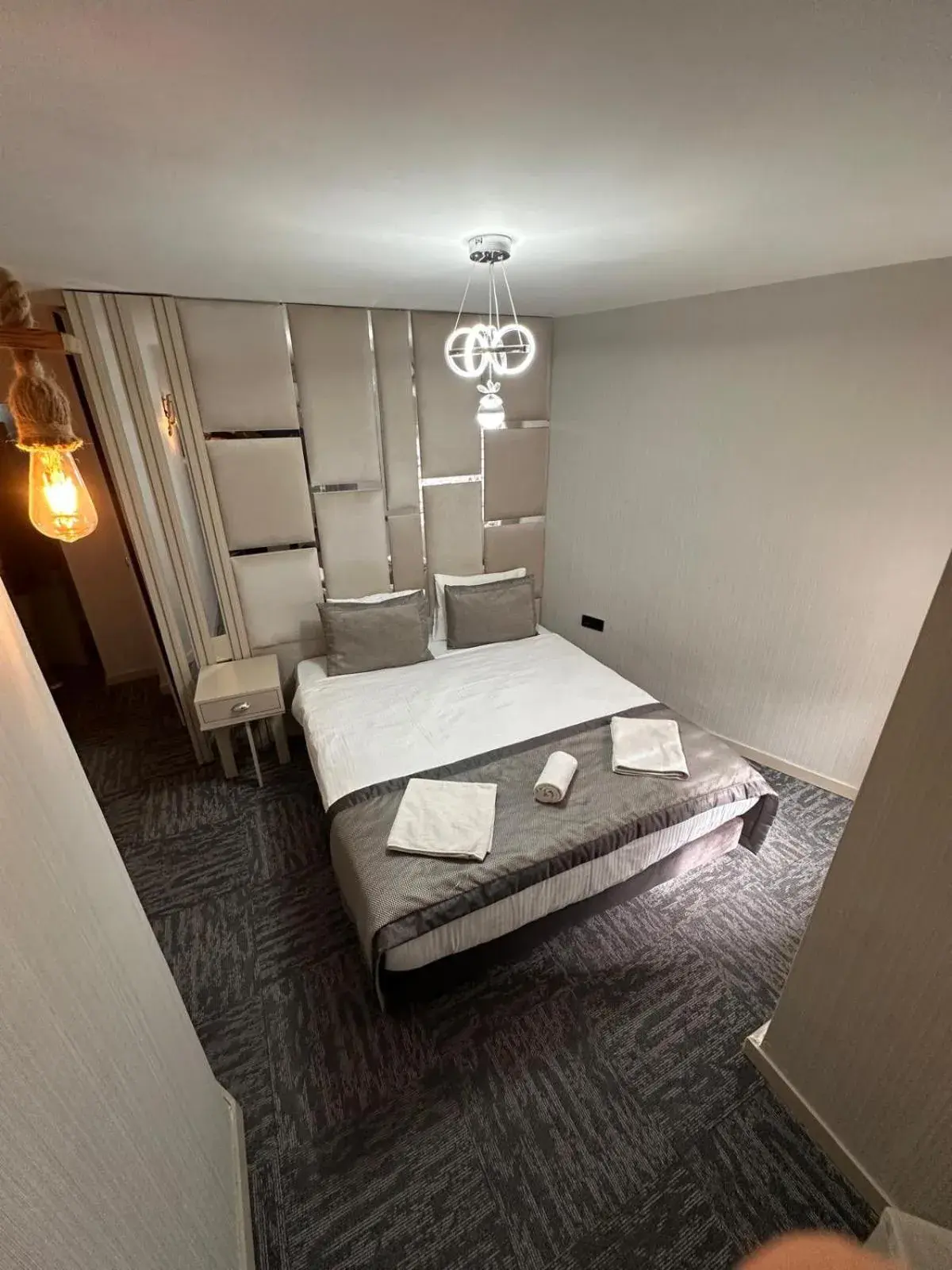 Photo of the whole room, Bed in Grand Heykel Hotel Photo of the whole room, Bed in Grand Heykel Hotel