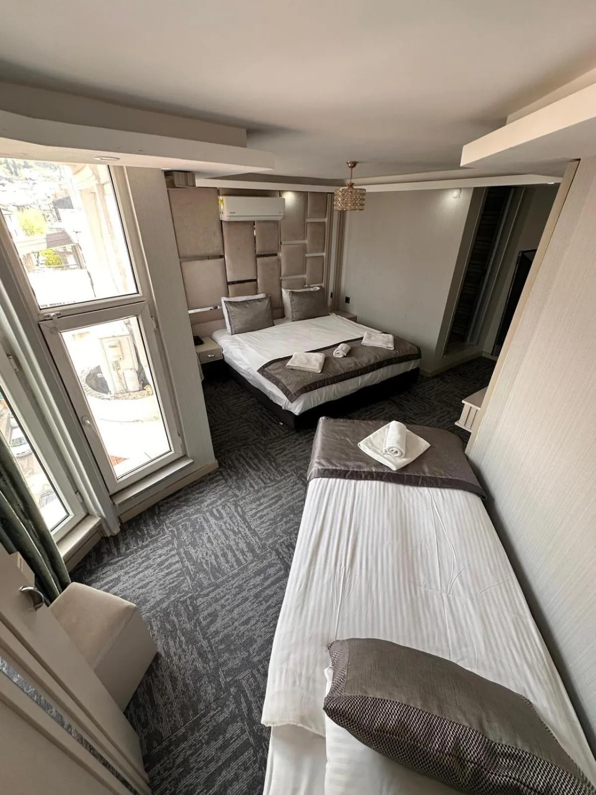 Photo of the whole room, Bed in Grand Heykel Hotel