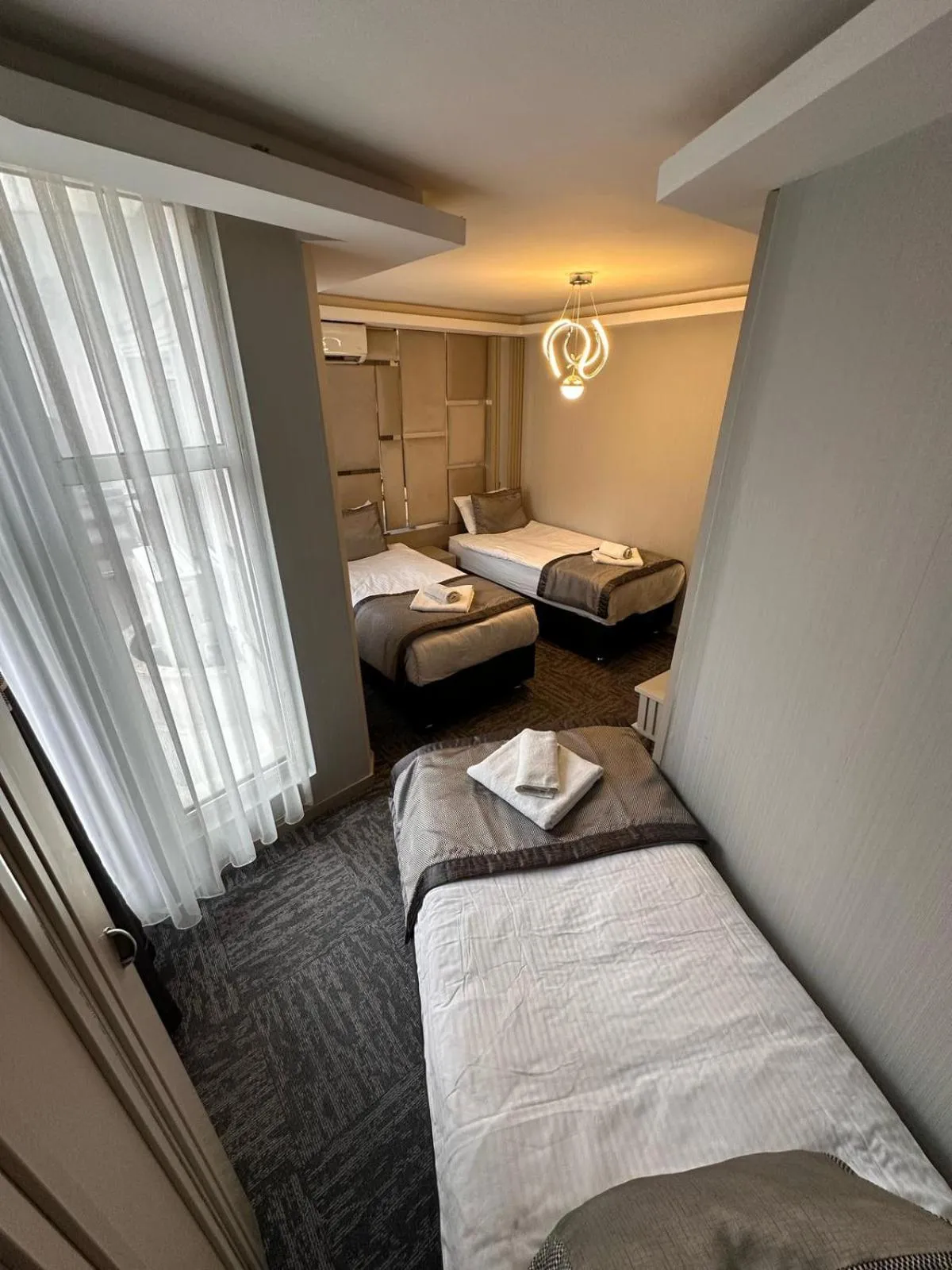 Photo of the whole room, Bed in Grand Heykel Hotel