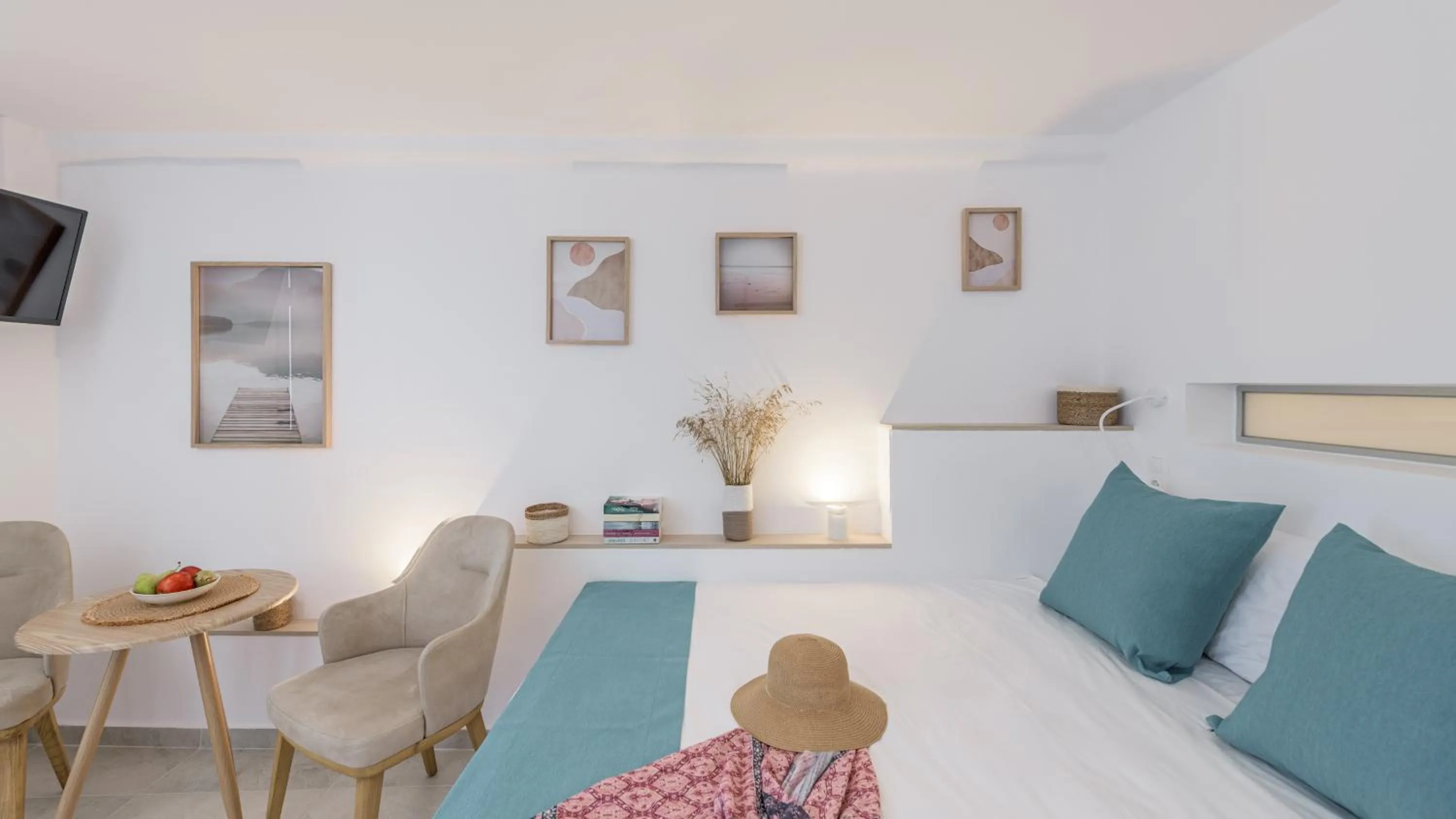 TV and multimedia, Bed in Polyegos View