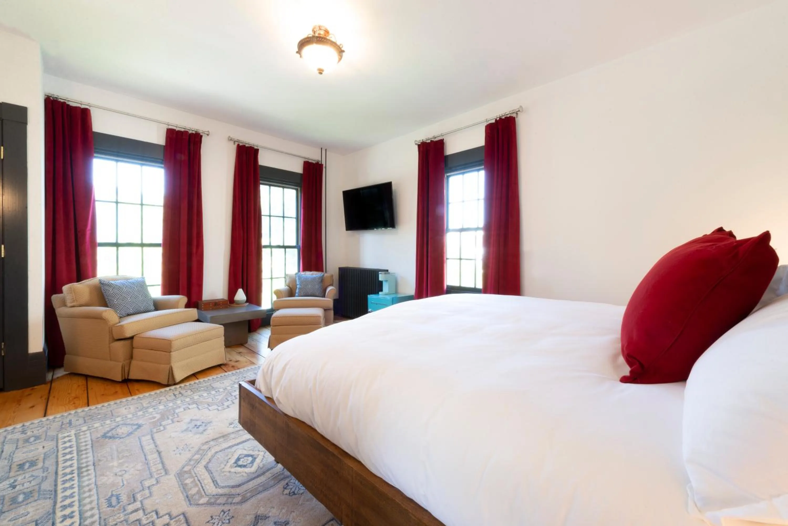 Bed in Addison Choate