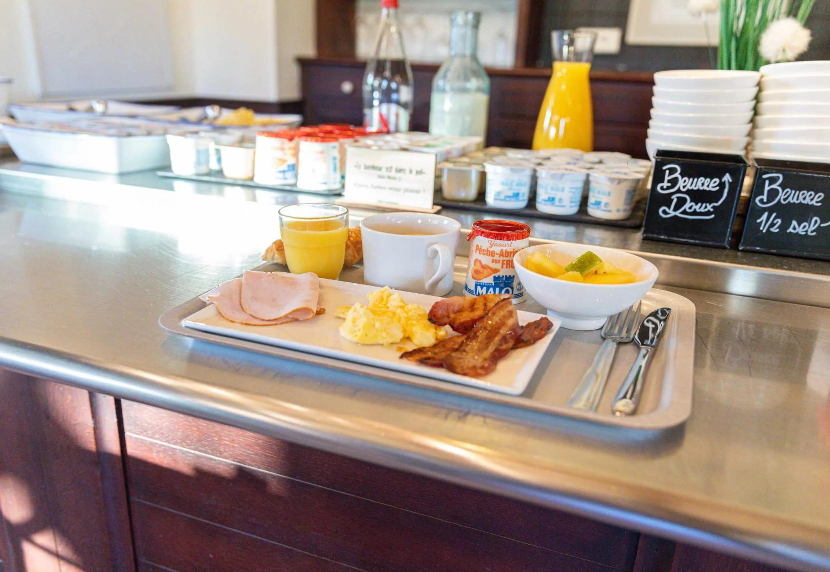 Breakfast in ibis Blois Vallée Maillard