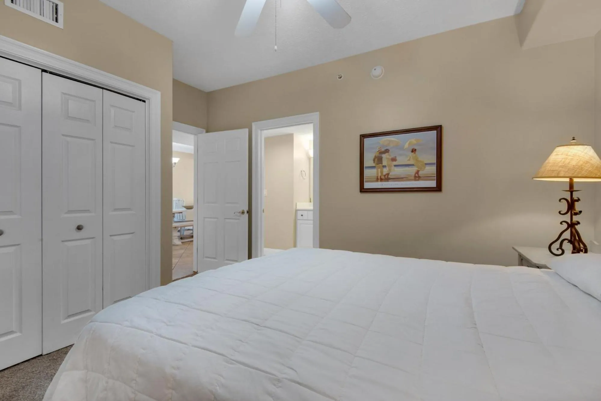 Bed in Treasure Island 0209