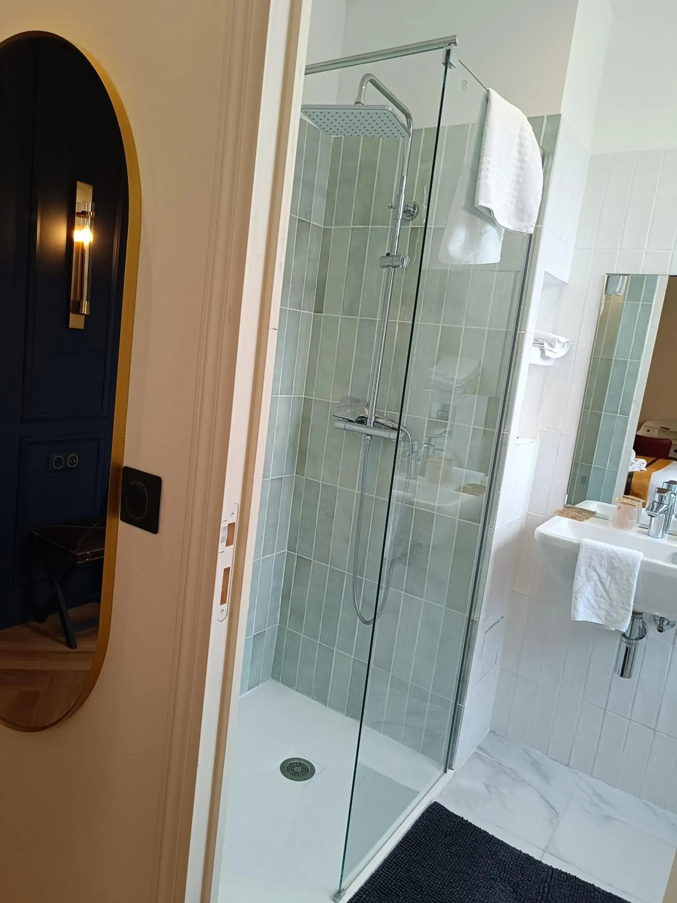 The Originals Boutique, Hôtel d'Angleterre, Fécamp The Originals Boutique, Hôtel d'Angleterre, Fécamp