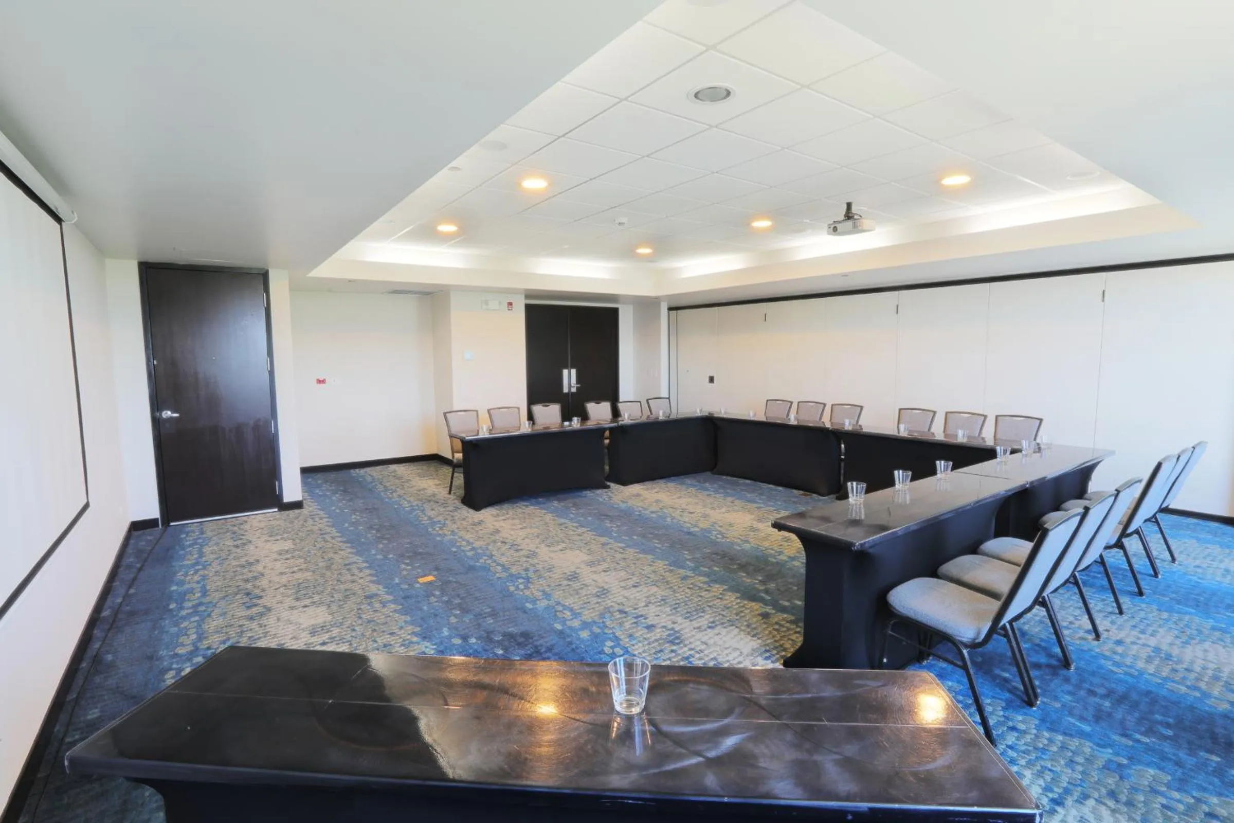 Business facilities in D Sabana Hotel San José