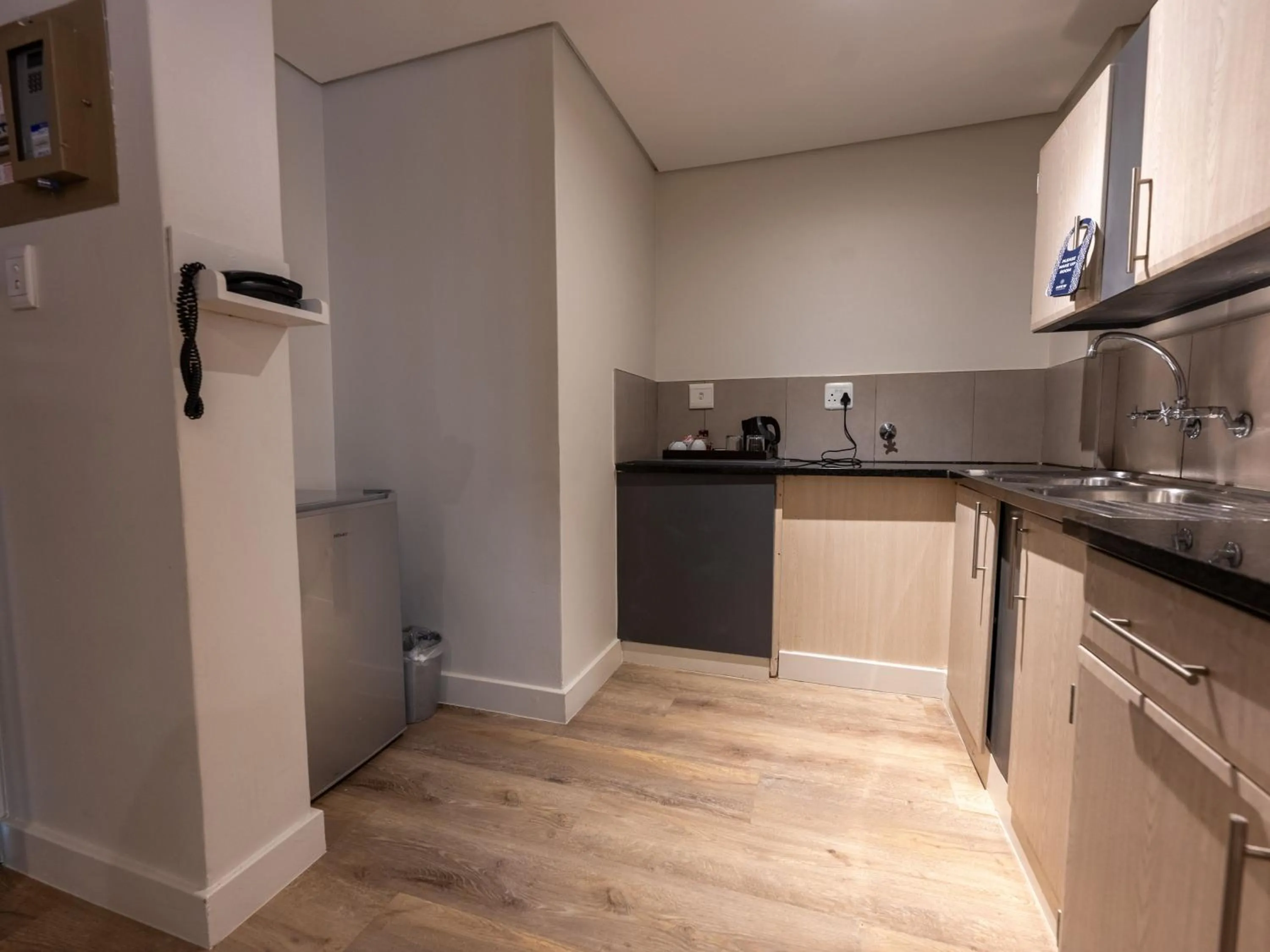 Kitchen or kitchenette in ANEW Hotel Hatfield Pretoria