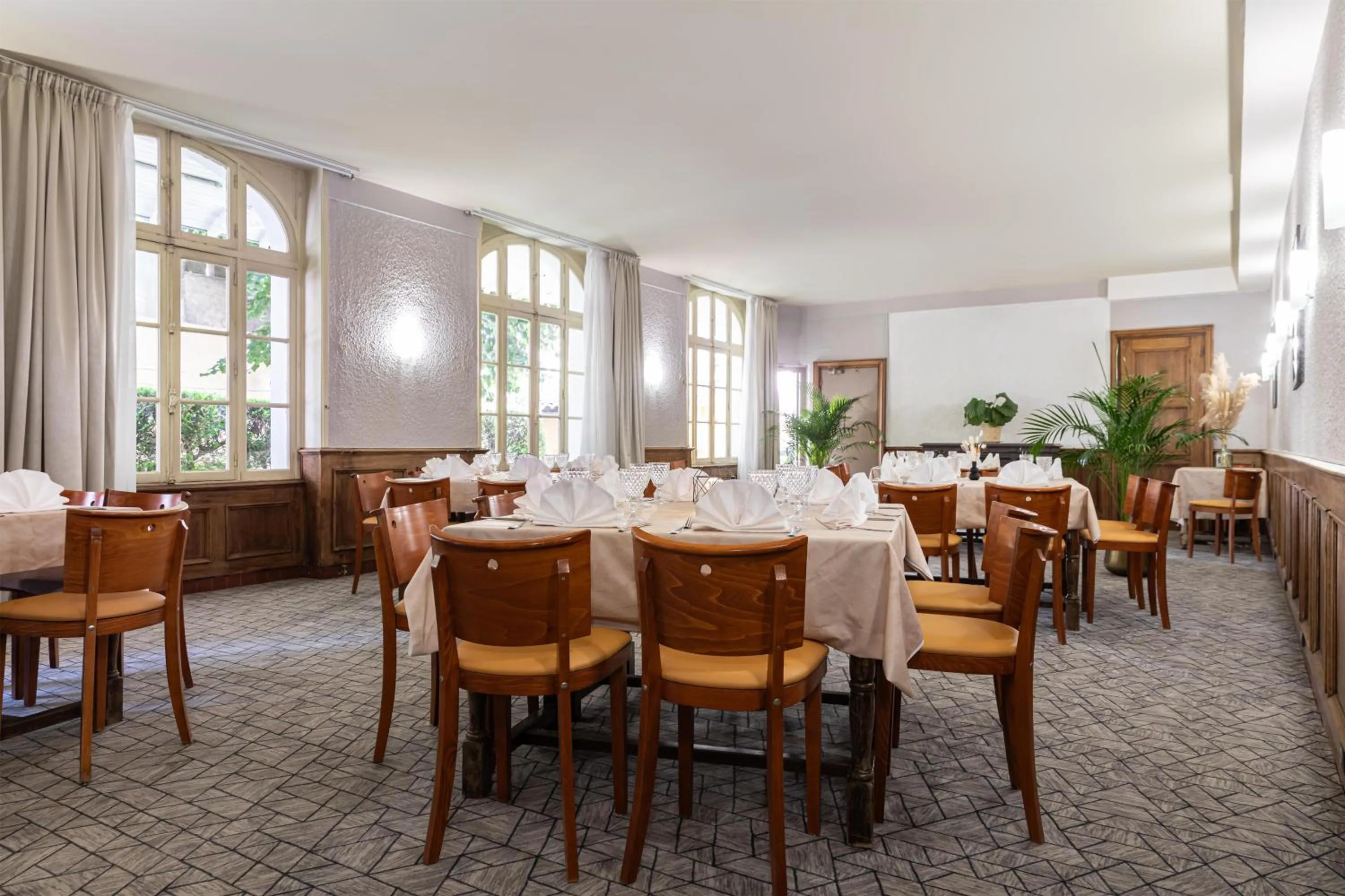 Meeting/conference room in Best Western Le Bristol