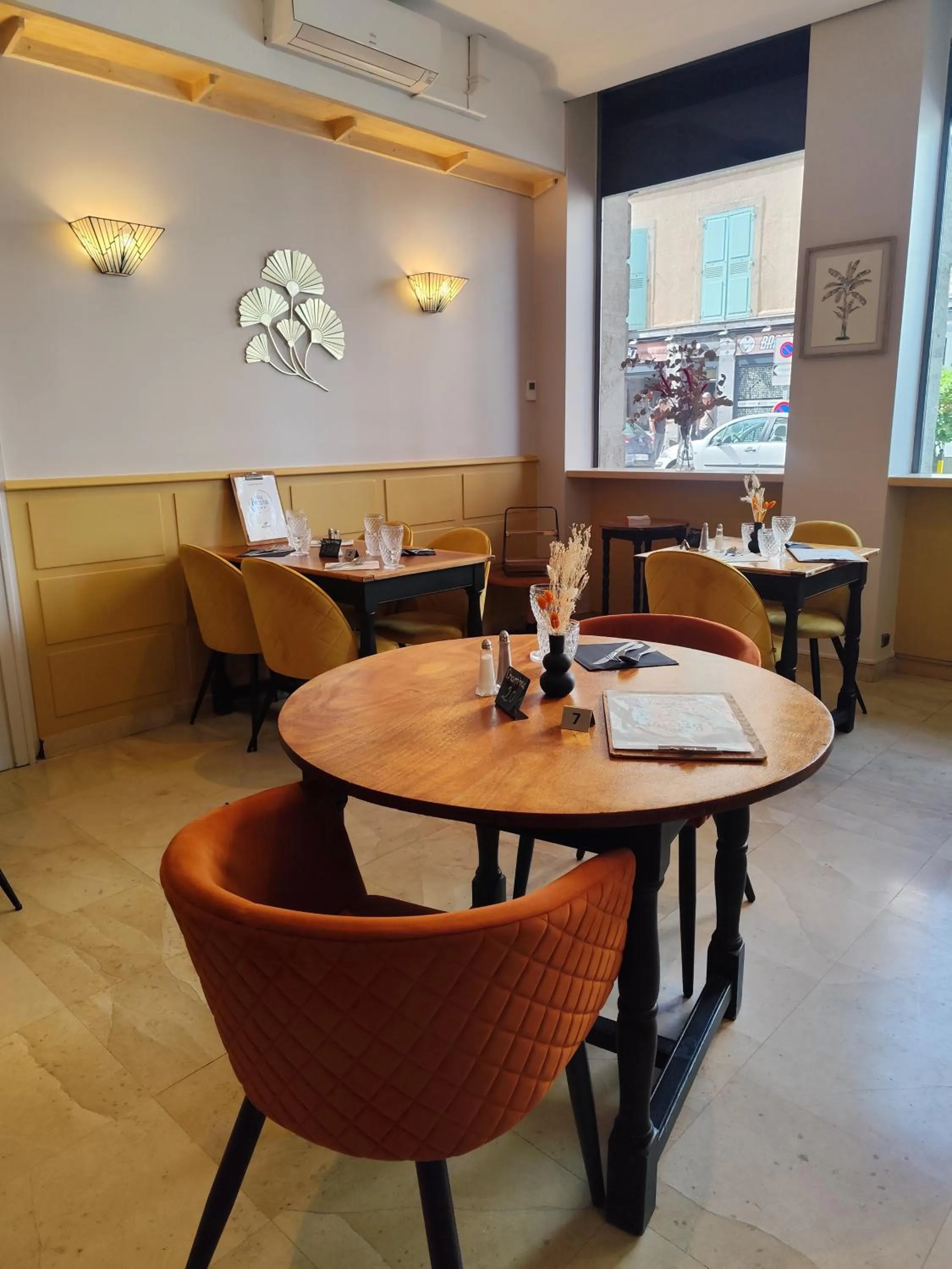 Restaurant/places to eat in The Originals City, Hôtel Bristol, Le Puy-en-Velay