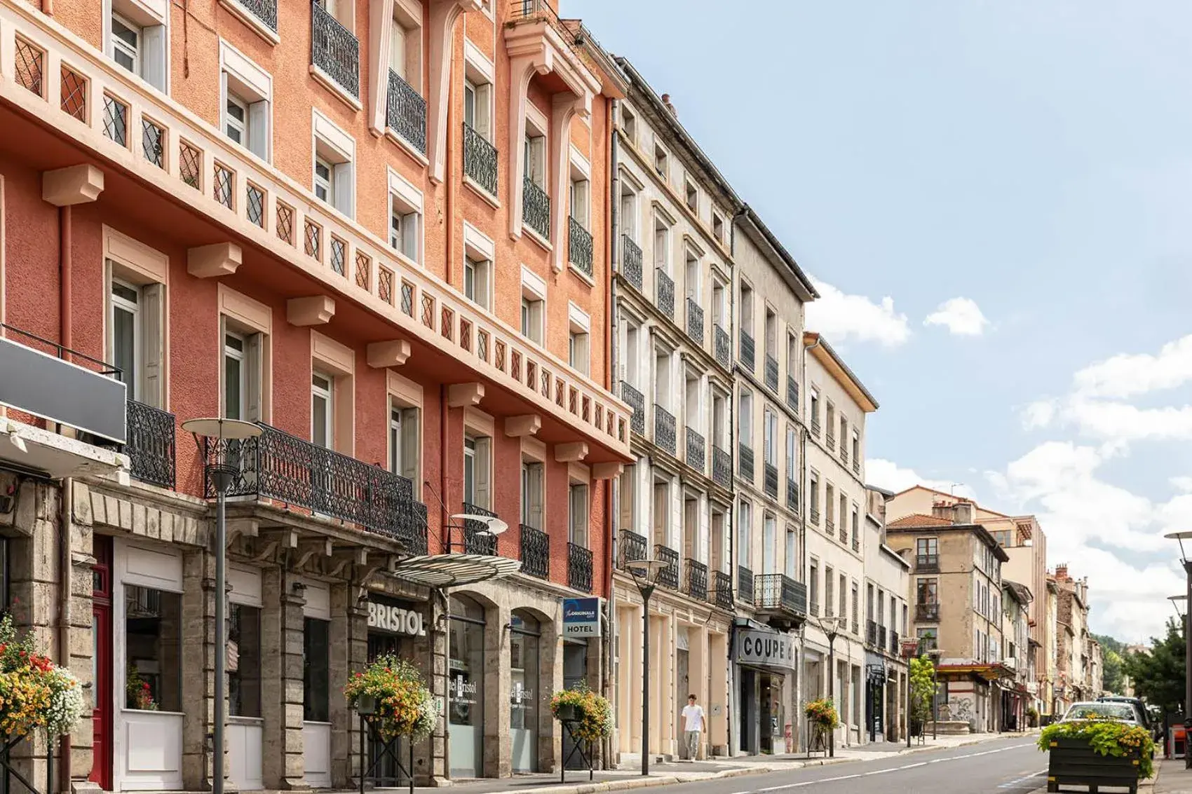 Property building in Best Western Le Bristol Property building in Best Western Le Bristol