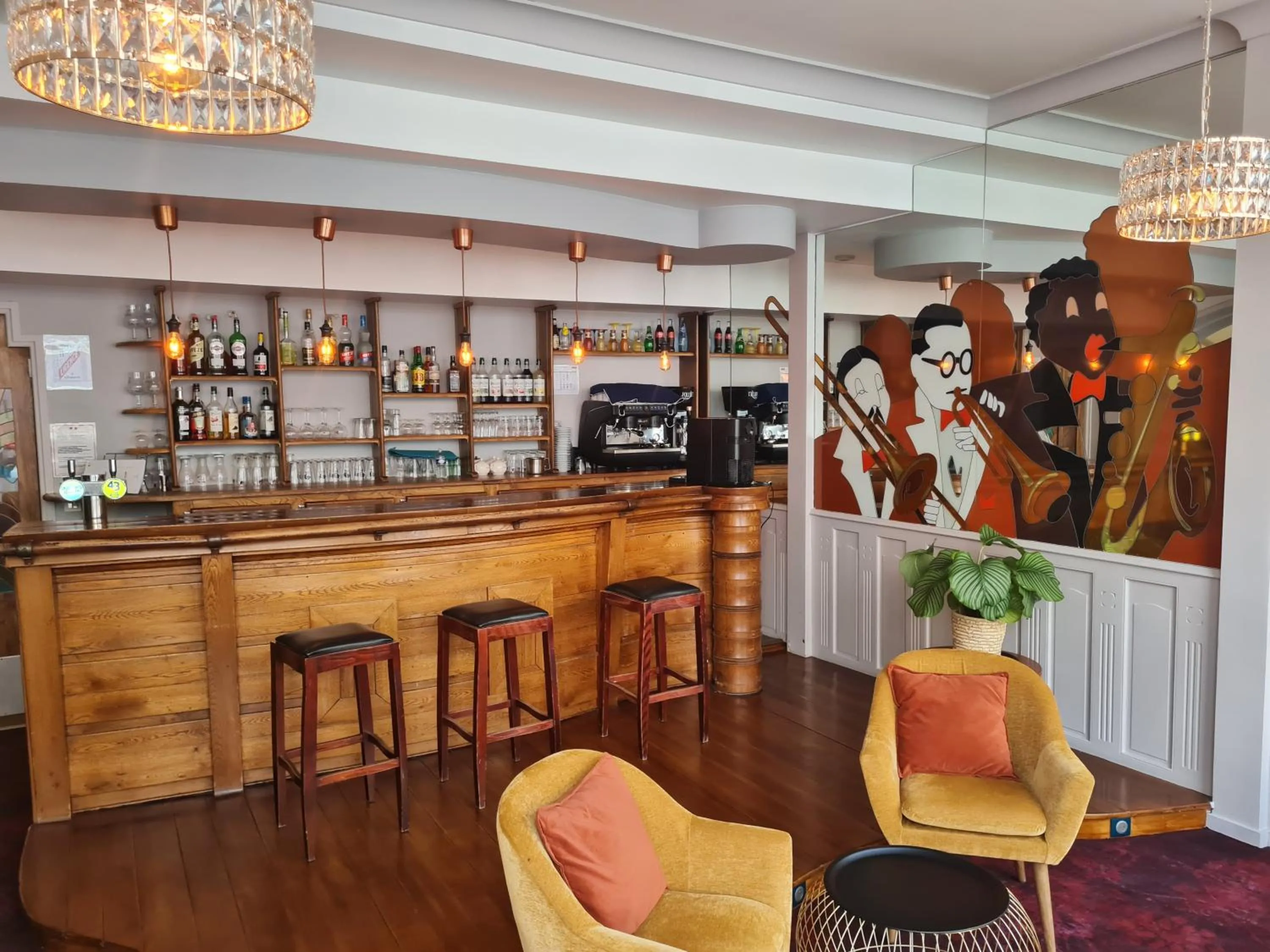 Restaurant/places to eat in The Originals City, Hôtel Bristol, Le Puy-en-Velay