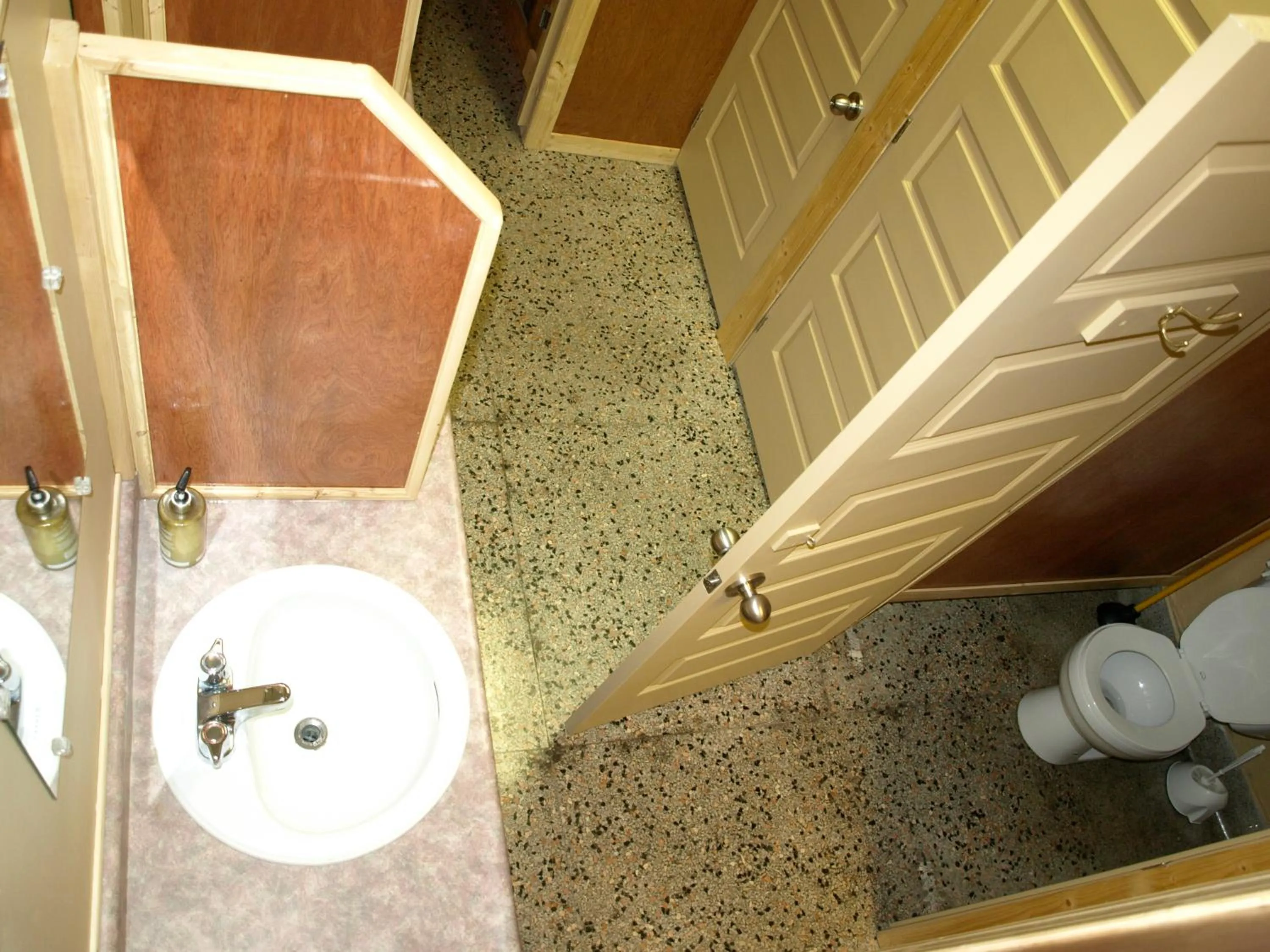 Bathroom in Auberge Internationale La Vieille École