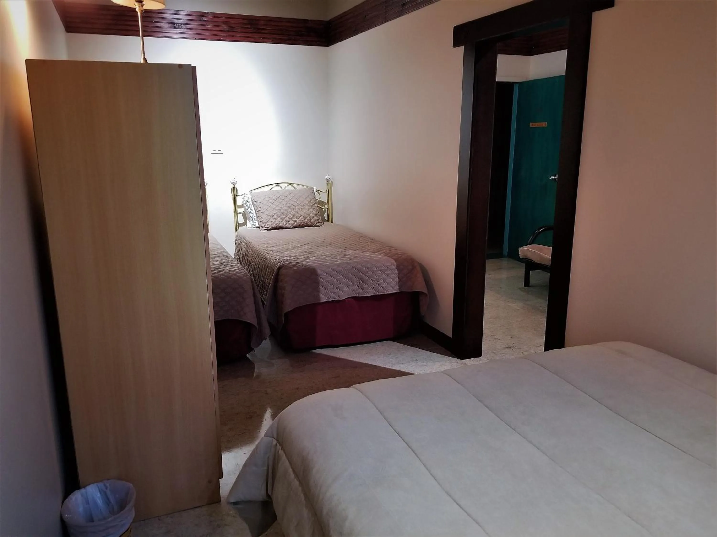 Bed in Auberge Internationale La Vieille École
