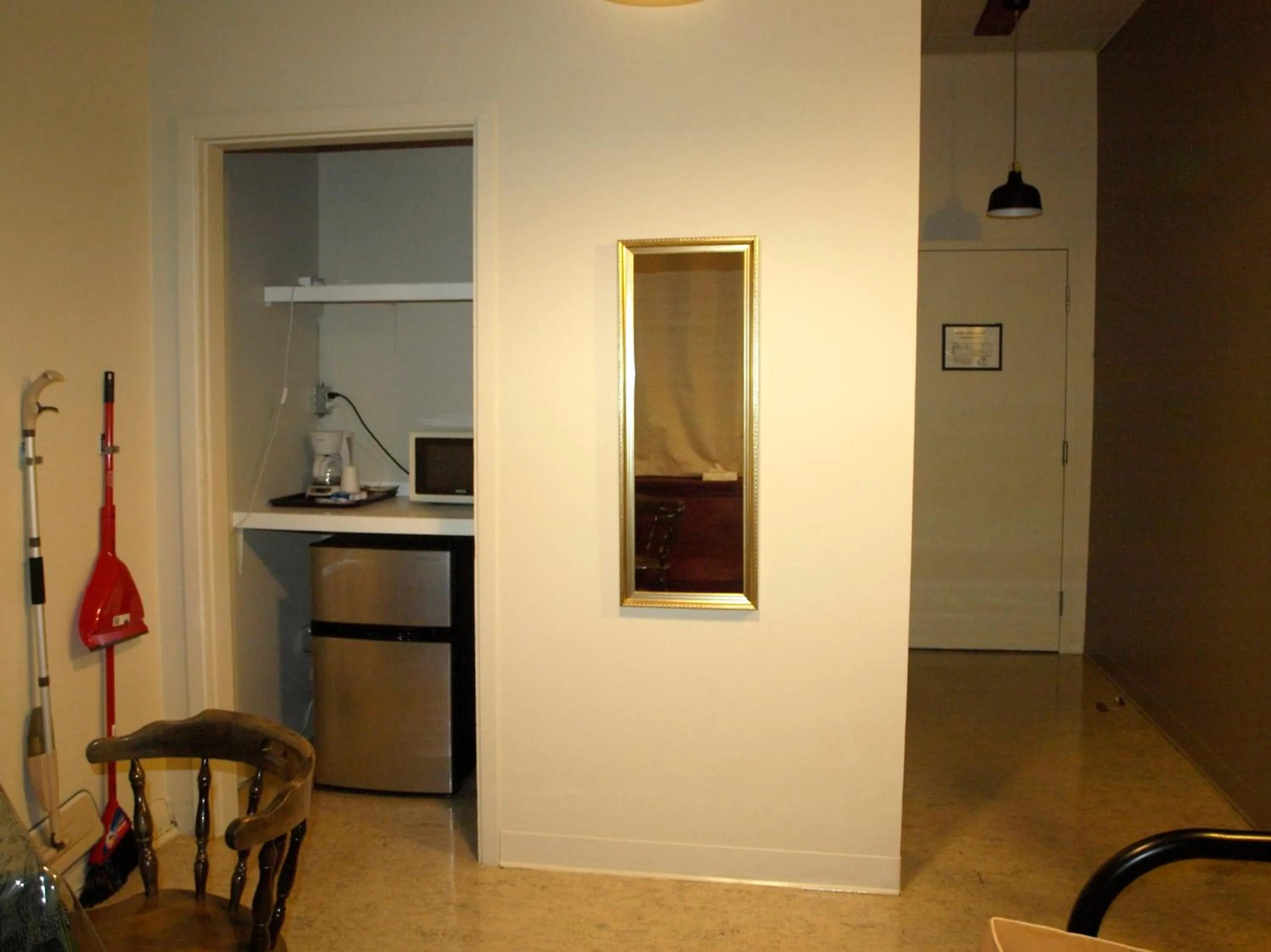 Coffee/tea facilities in Auberge Internationale La Vieille École