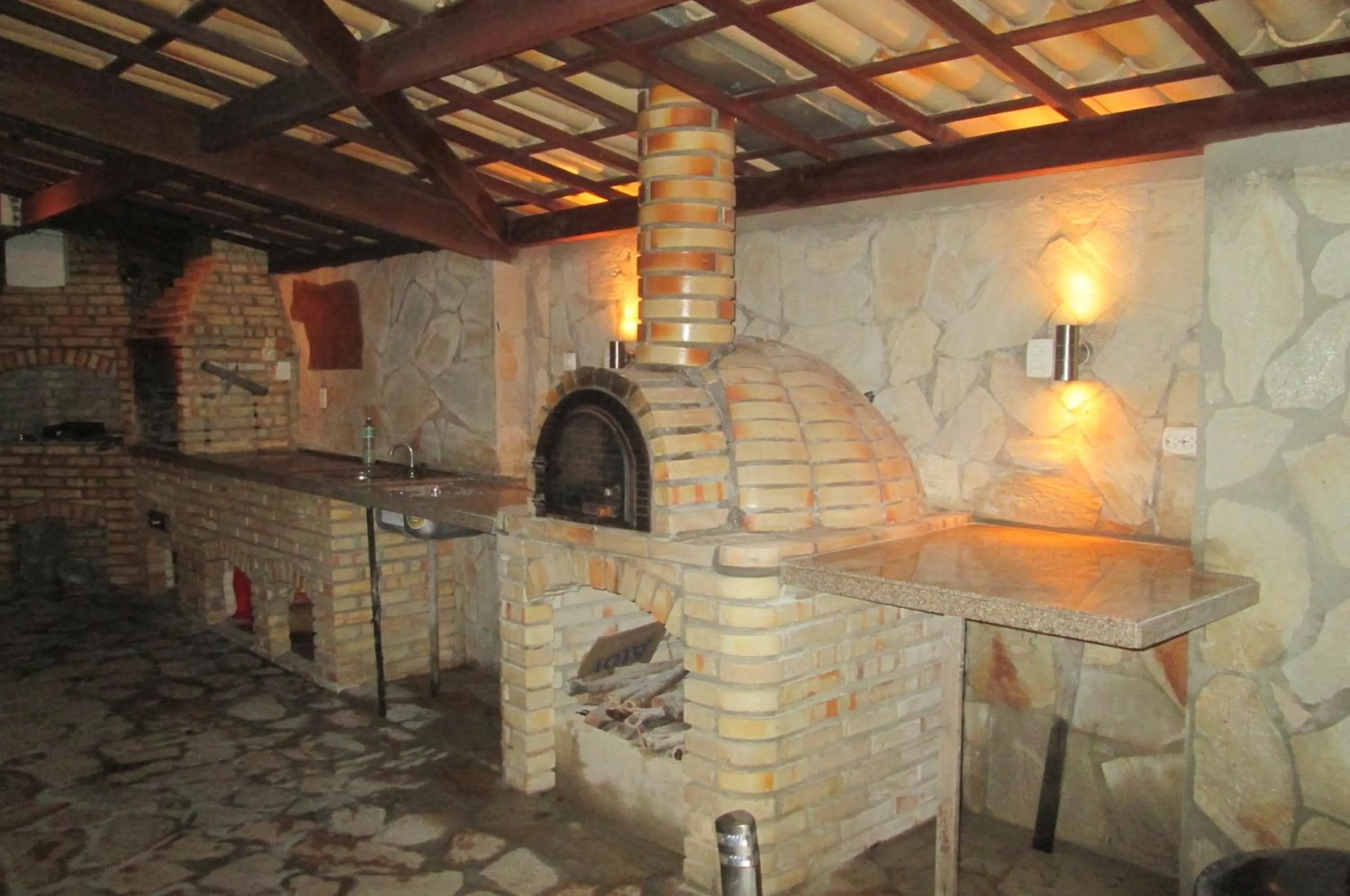 BBQ facilities in Casa Atalaia