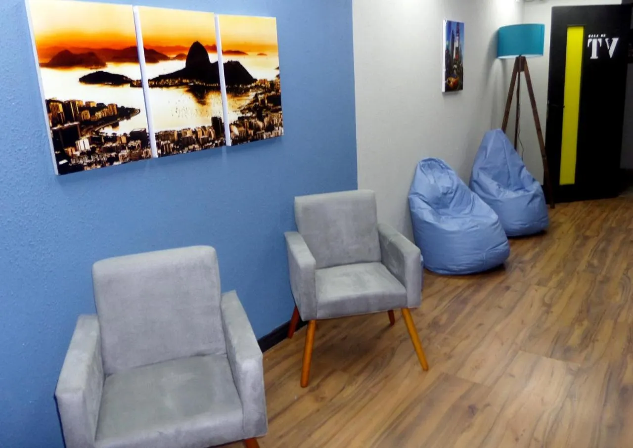 Communal lounge/ TV room in Visto Hostel