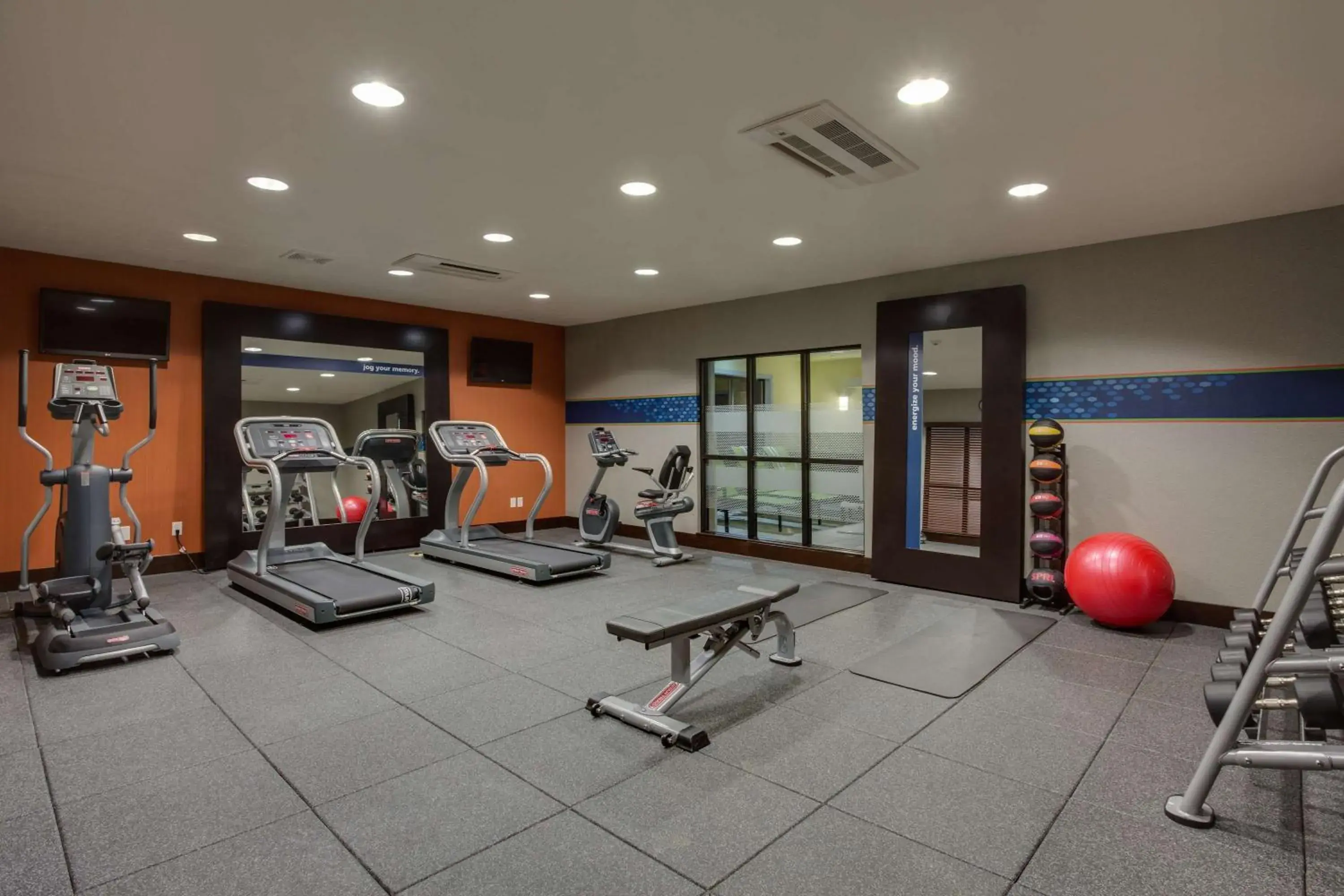 Fitness centre/facilities in Hampton Inn & Suites - Elyria Fitness centre/facilities in Hampton Inn & Suites - Elyria