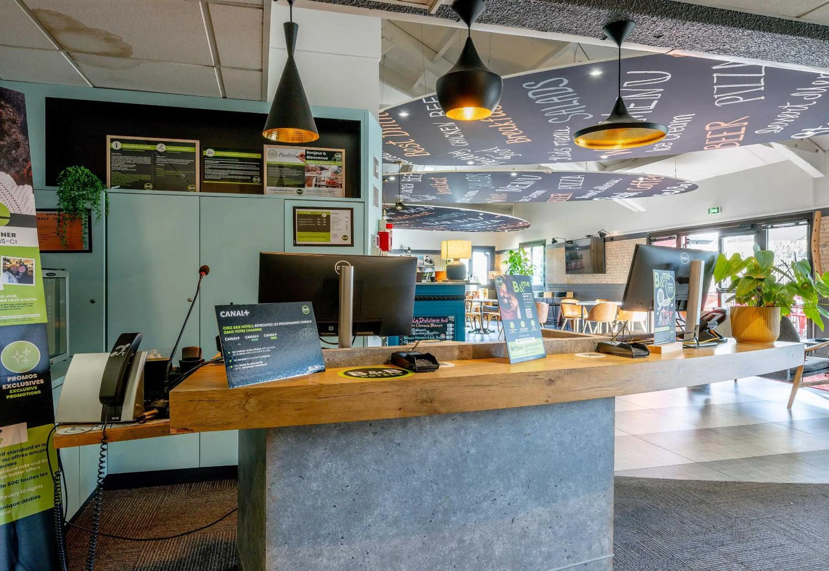 Lobby or reception in B&B HOTEL Bordeaux Mérignac Cadera Aéroport