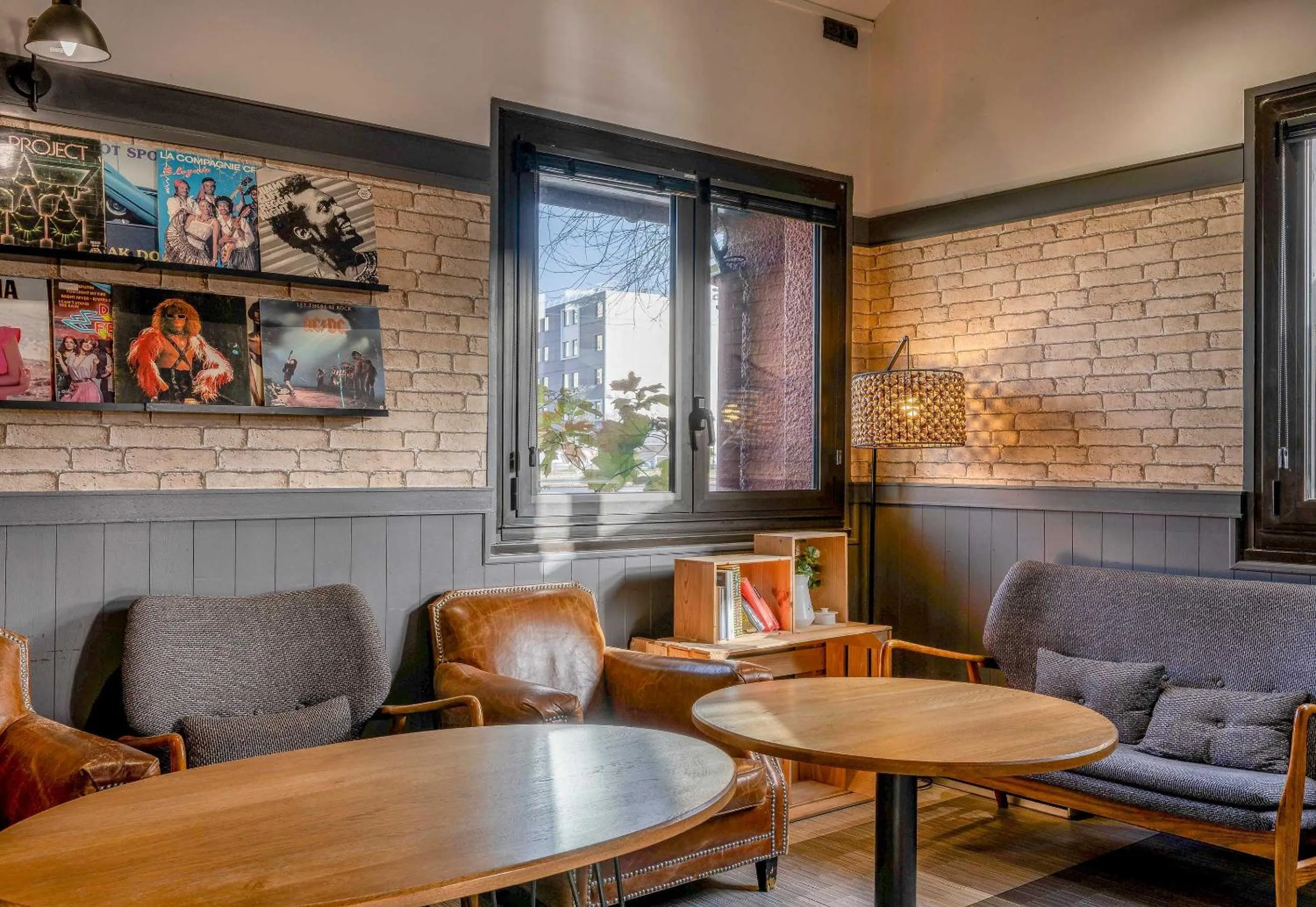 Restaurant/places to eat in ibis Bordeaux Mérignac