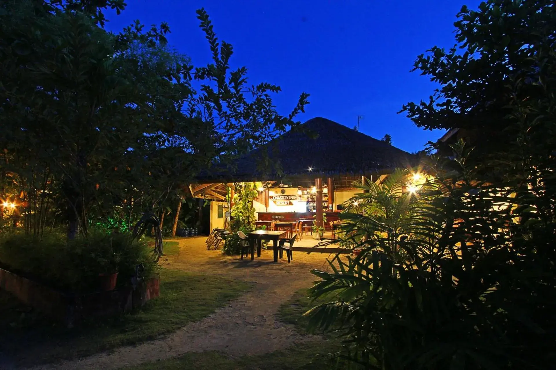 Restaurant/places to eat in Jonas and Twins Resort Restaurant/places to eat in Jonas and Twins Resort