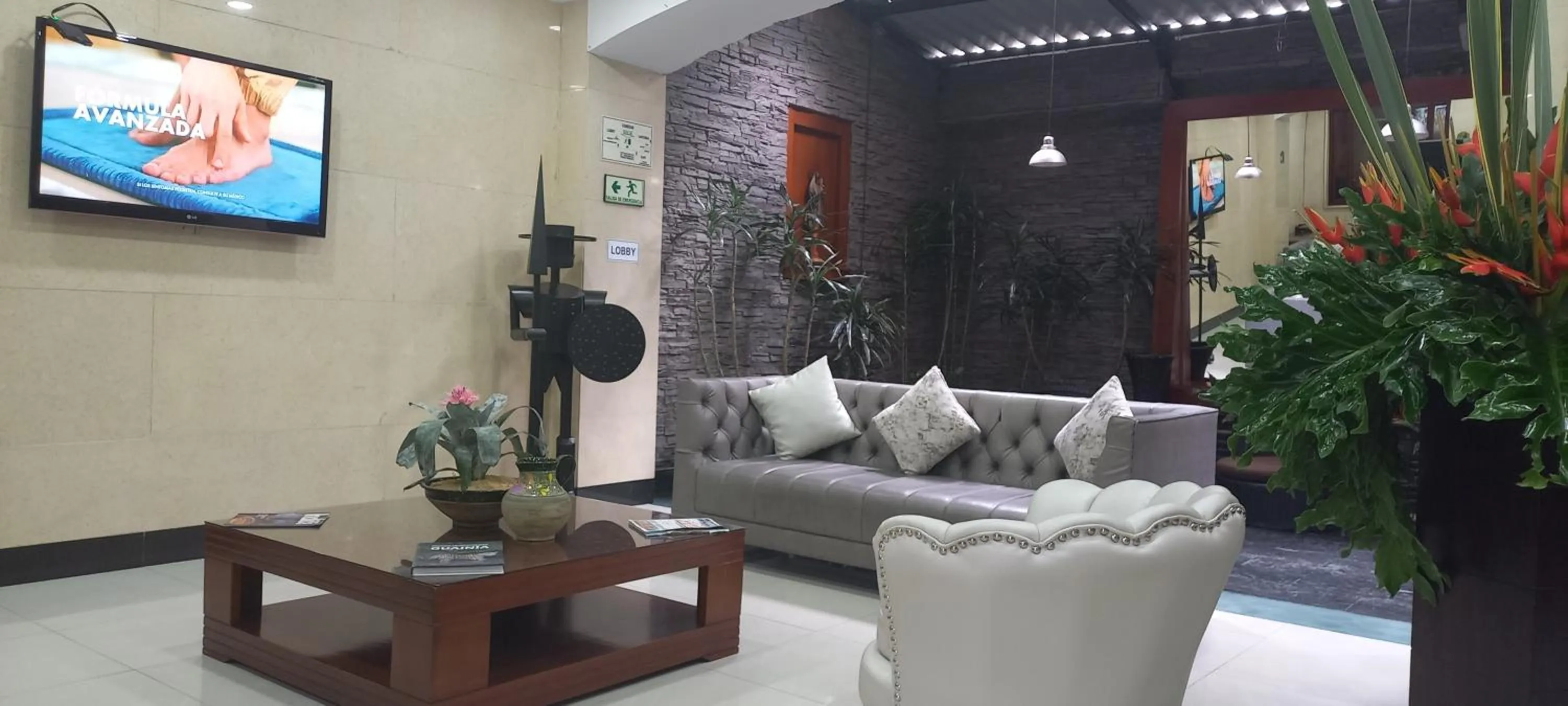 Lobby or reception in Hotel Splendor by Friends Company