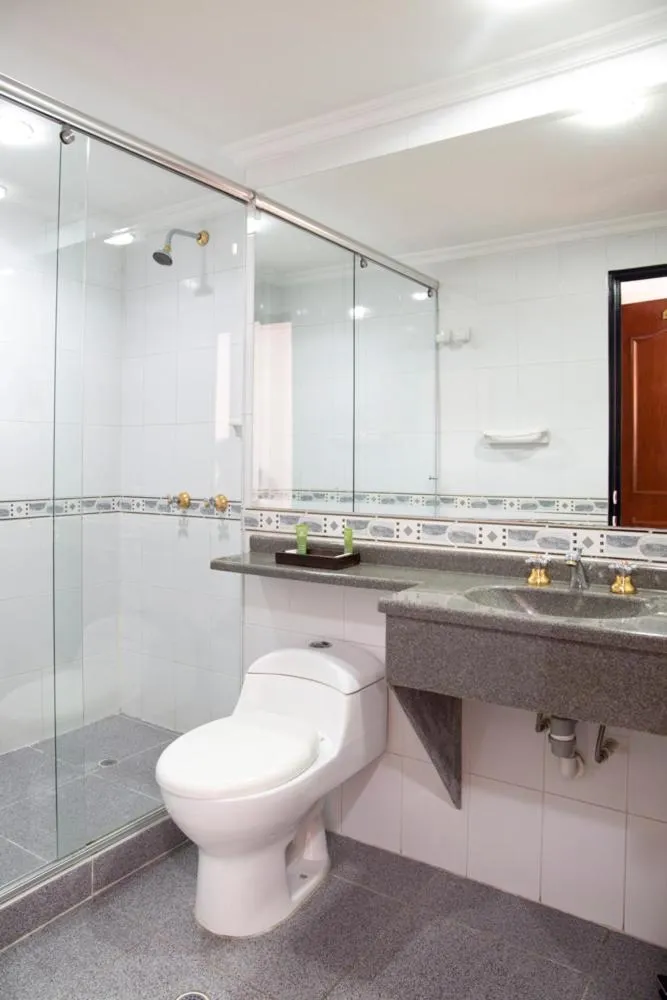 Bathroom in Hotel Splendor by Friends Company