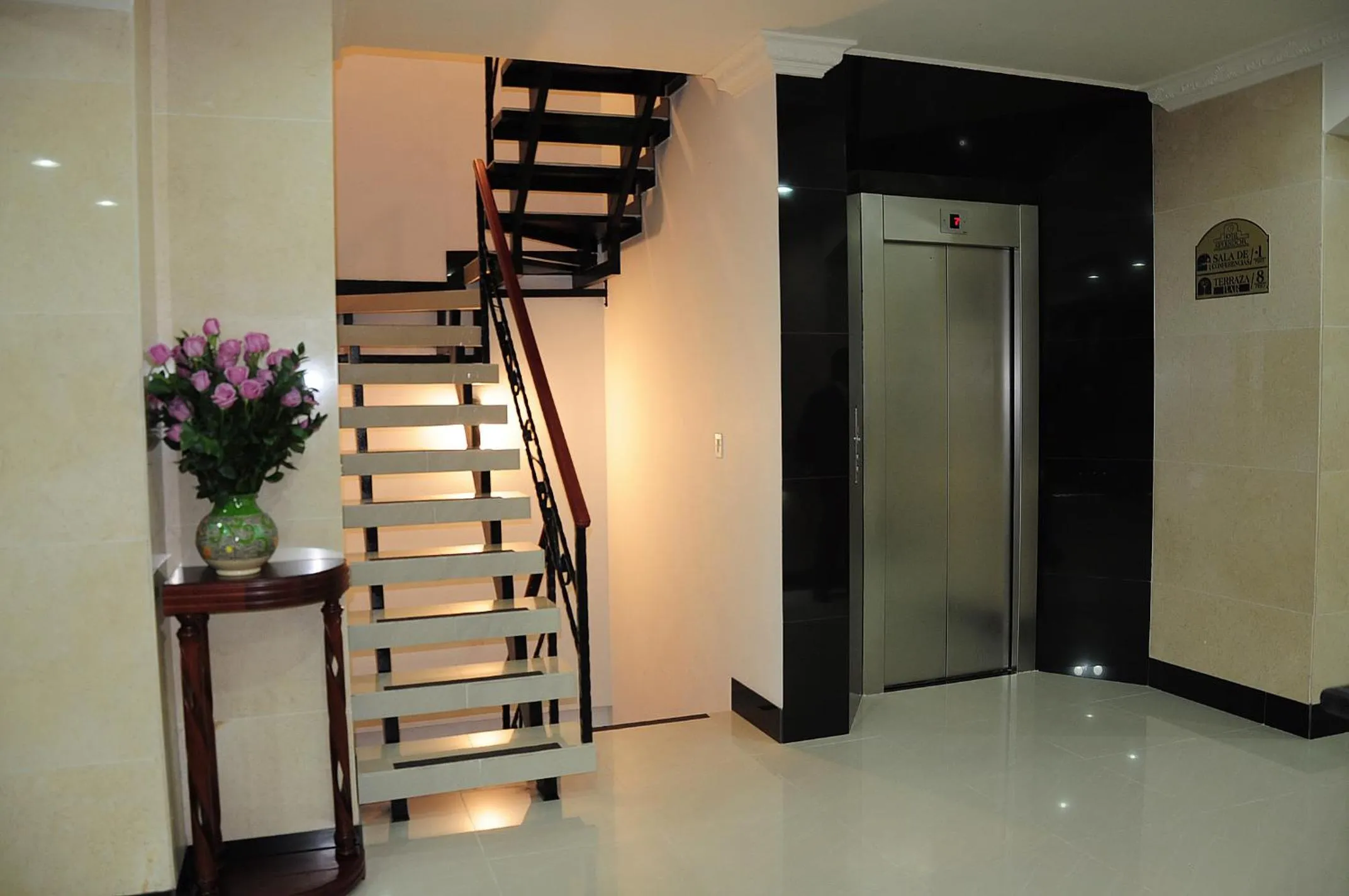 Lobby or reception in Hotel Splendor by Friends Company