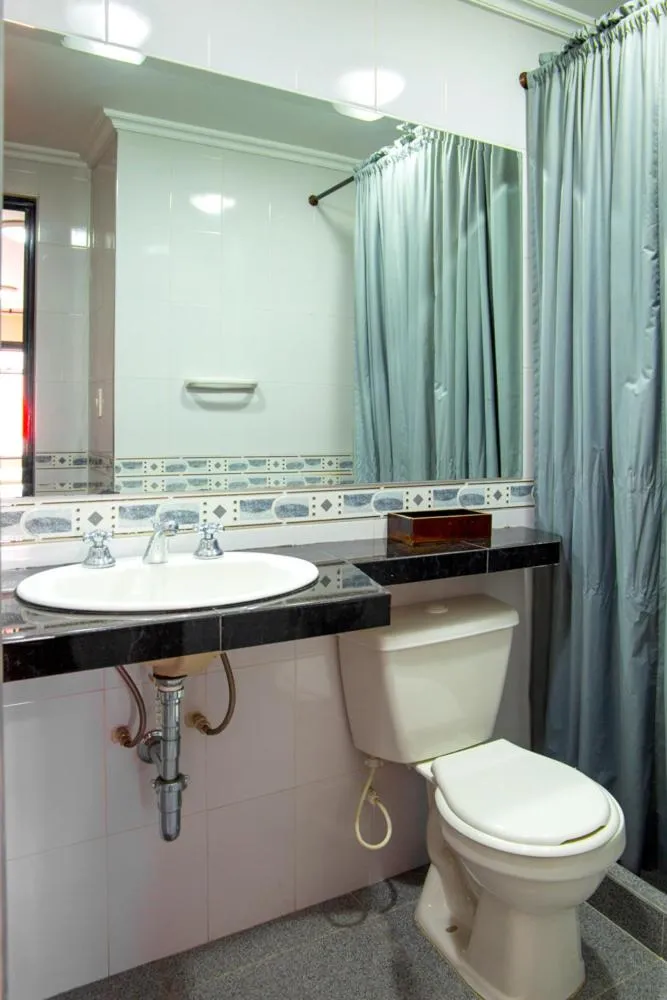 Toilet in Hotel Splendor by Friends Company