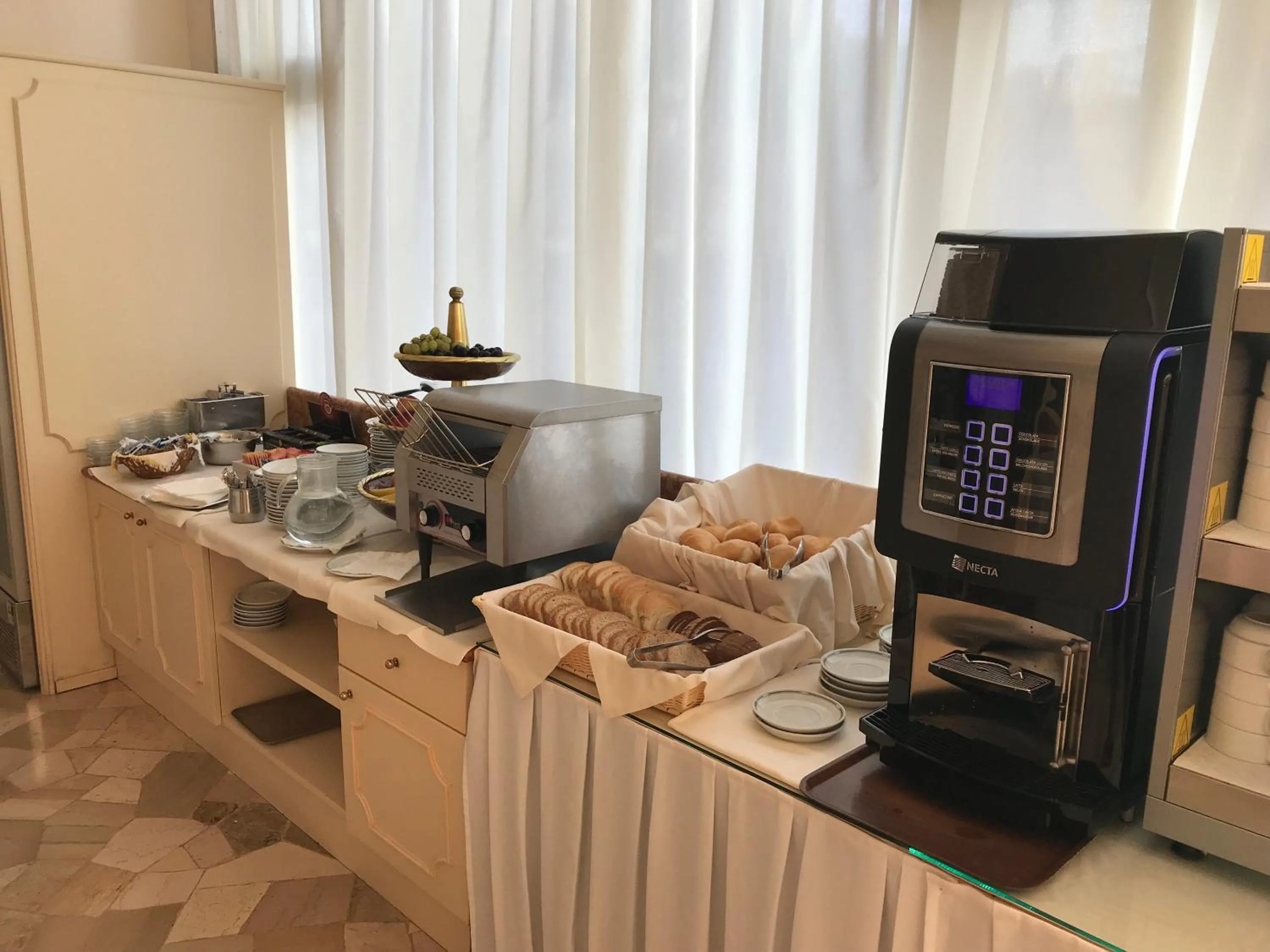 Breakfast in Hotel Excelsior
