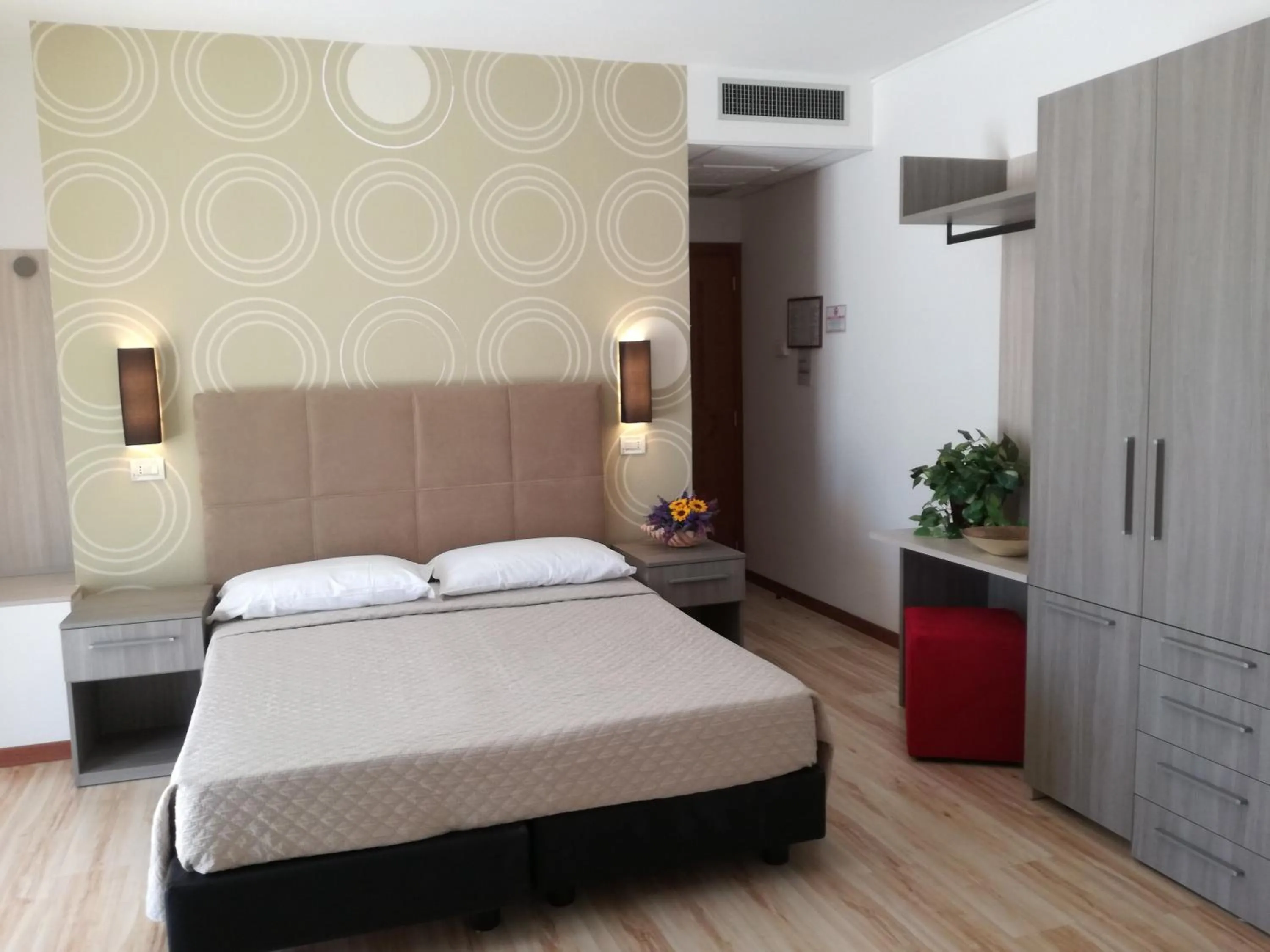 Bed in Hotel Excelsior