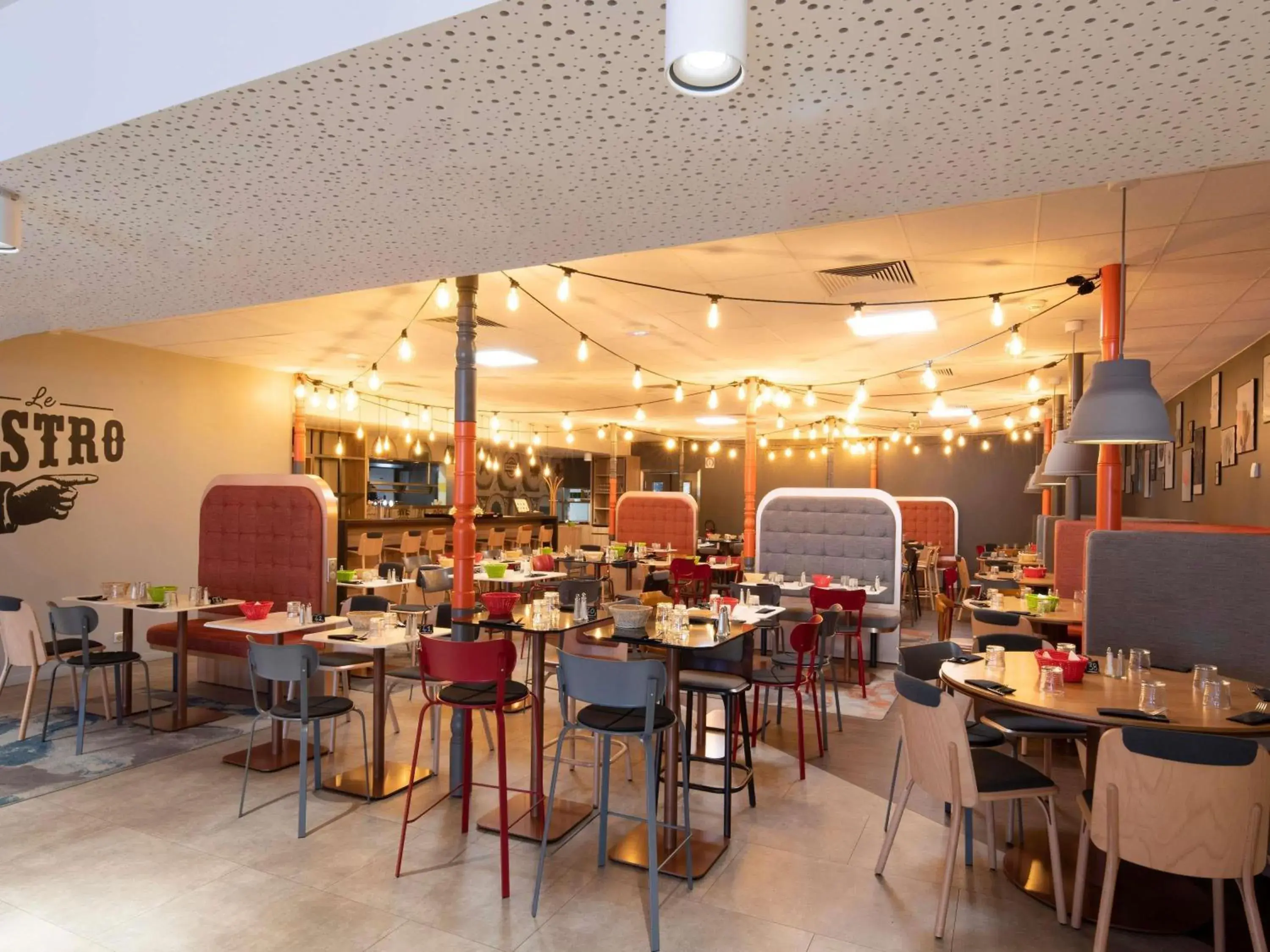 Restaurant/places to eat in Hôtel Mercure Lille Aéroport Restaurant/places to eat in Hôtel Mercure Lille Aéroport