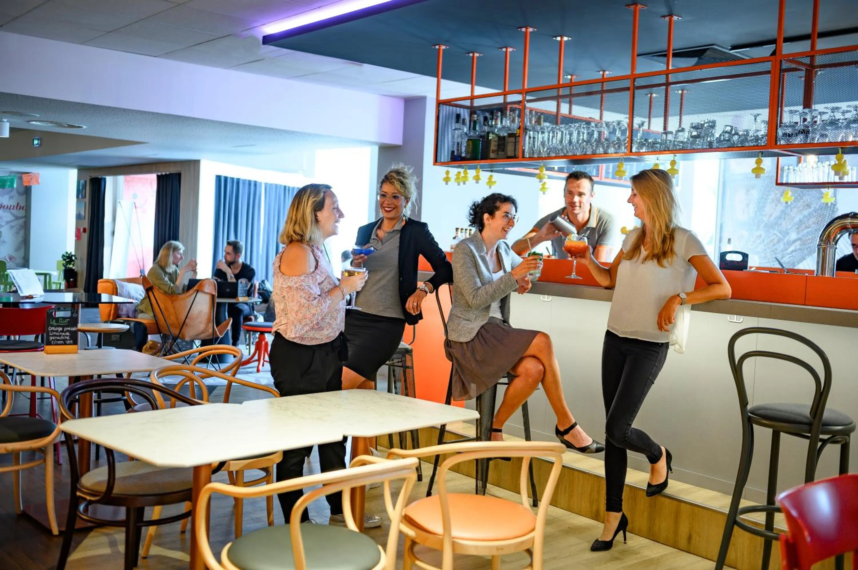 People in Hôtel Mercure Lille Aéroport