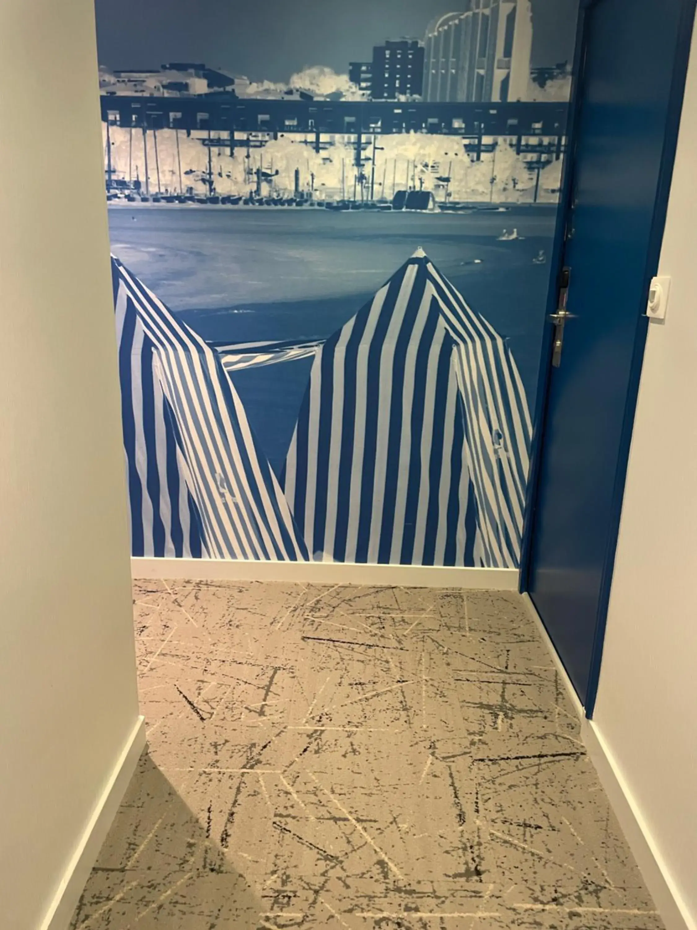 Property building in Best Western Hôtel Royan Océan Property building in Best Western Hôtel Royan Océan