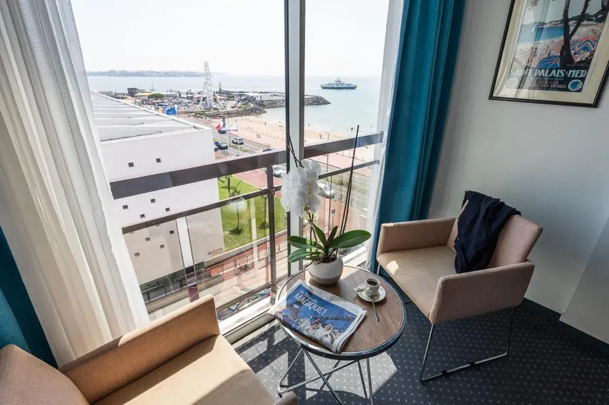 Bedroom in Best Western Hôtel Royan Océan Bedroom in Best Western Hôtel Royan Océan