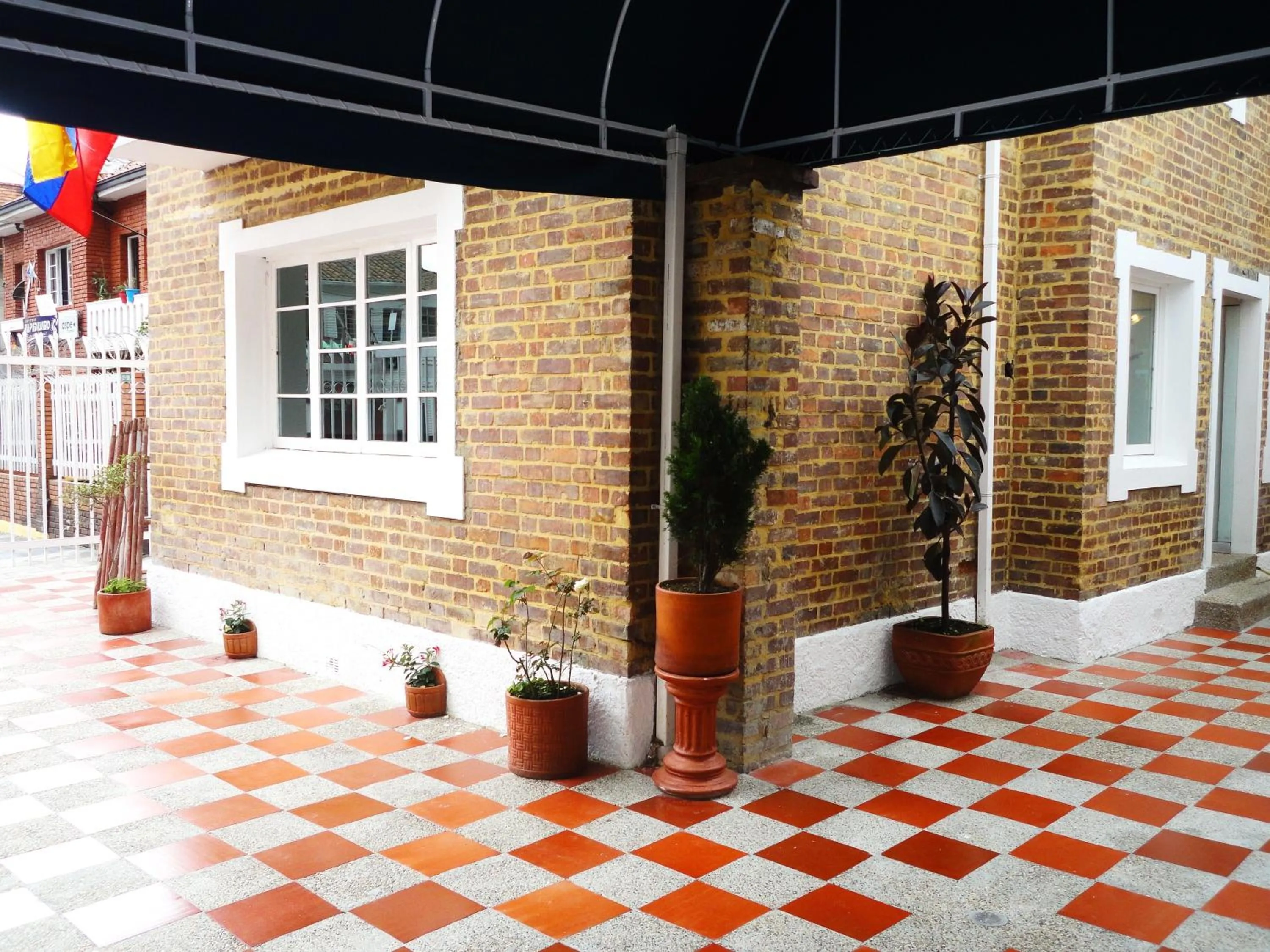 Facade/entrance in Hotel Casa Sabelle