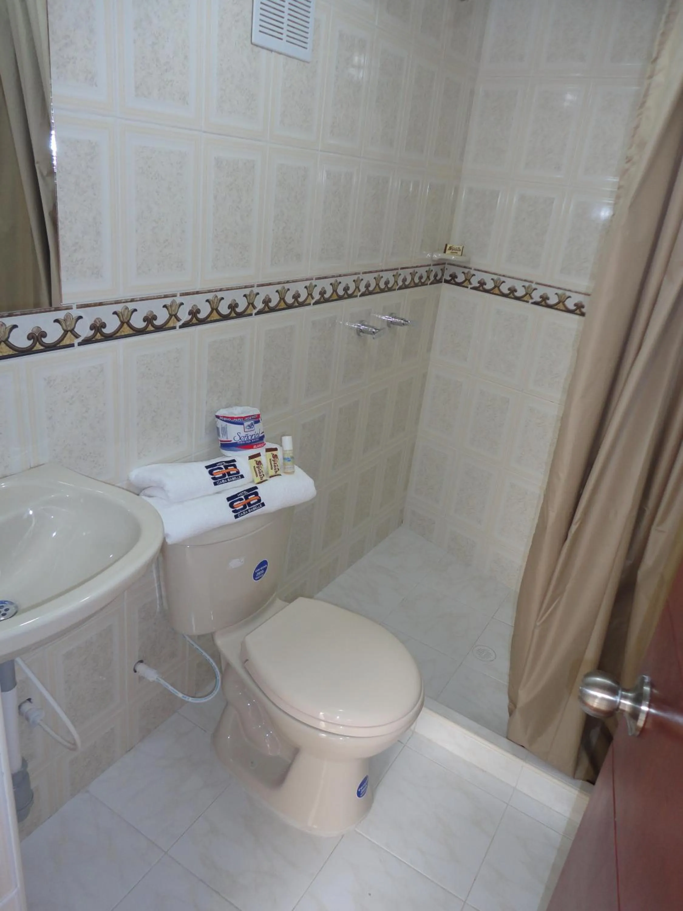 Bathroom in Hotel Casa Sabelle