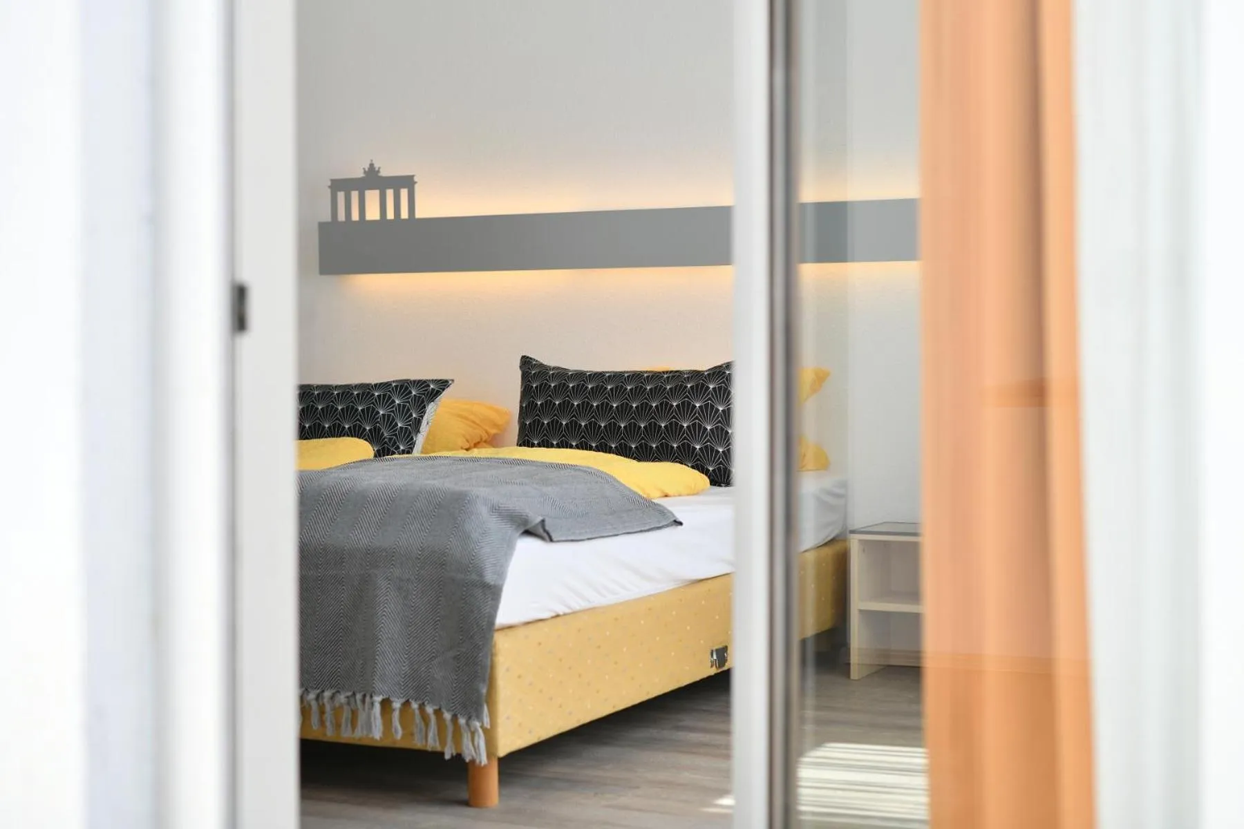 Bedroom, Bed in Ford Apartment Bremen City Center