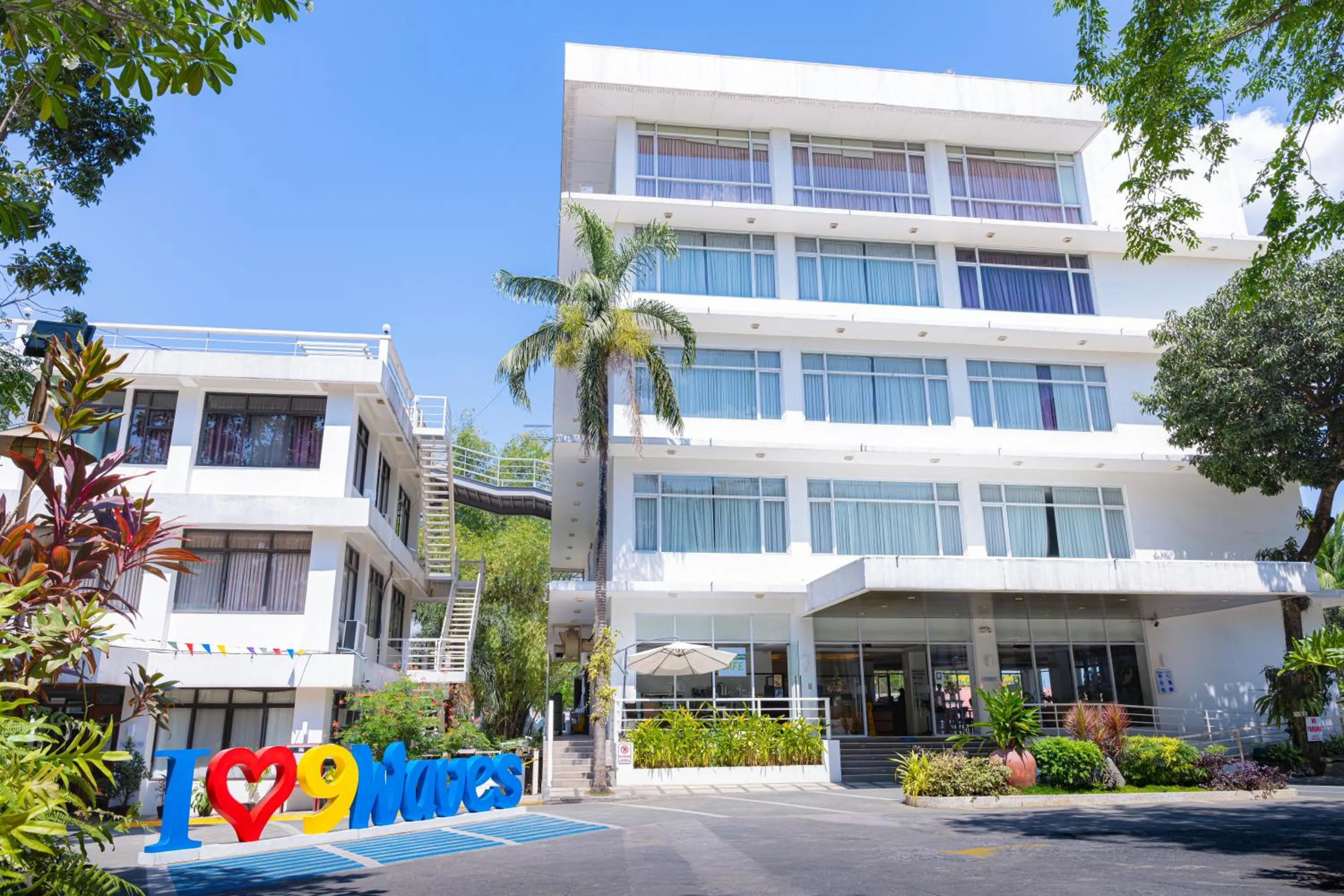 Ciudad Christhia Resort, 9 Waves