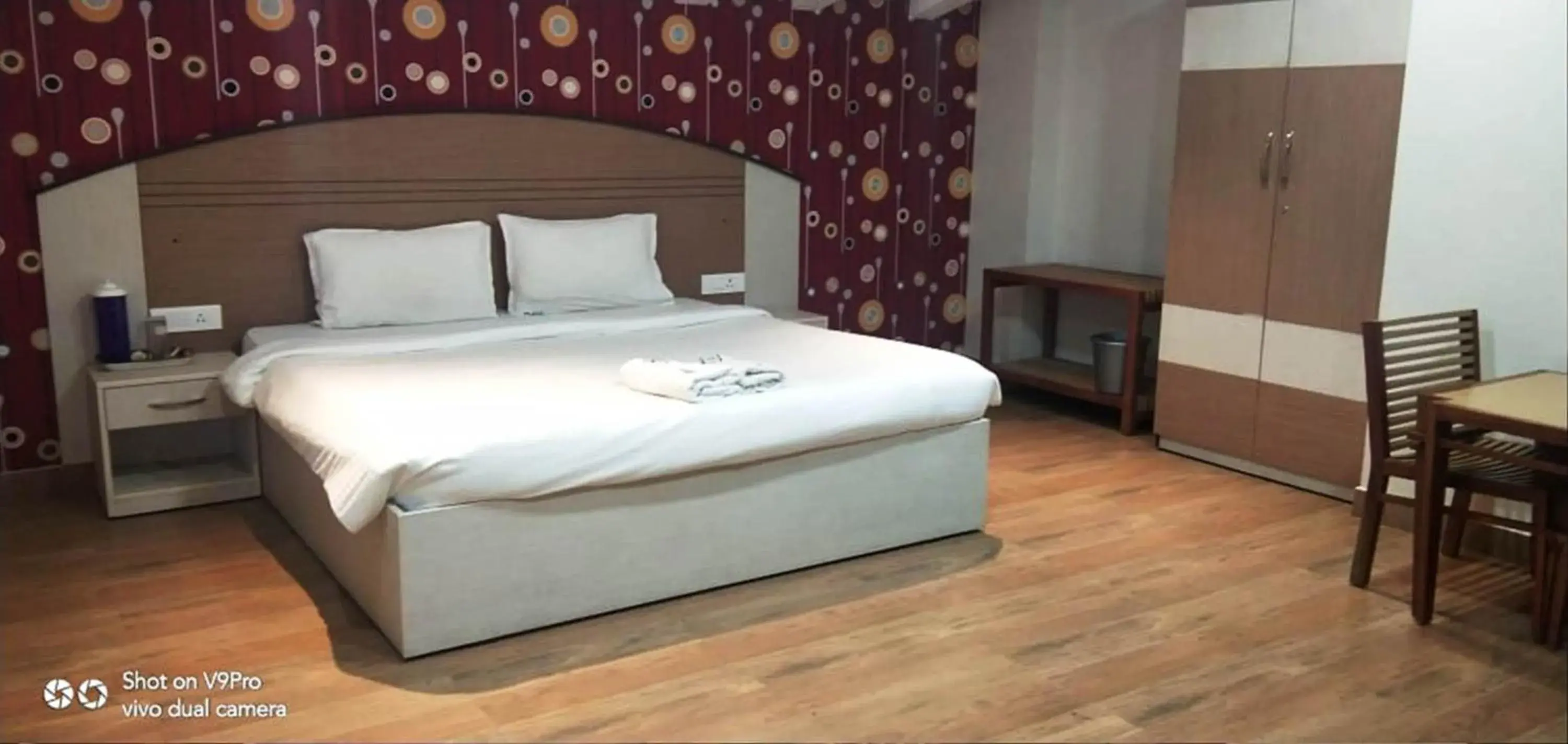 Bed in DEW DROP INN Bed in DEW DROP INN