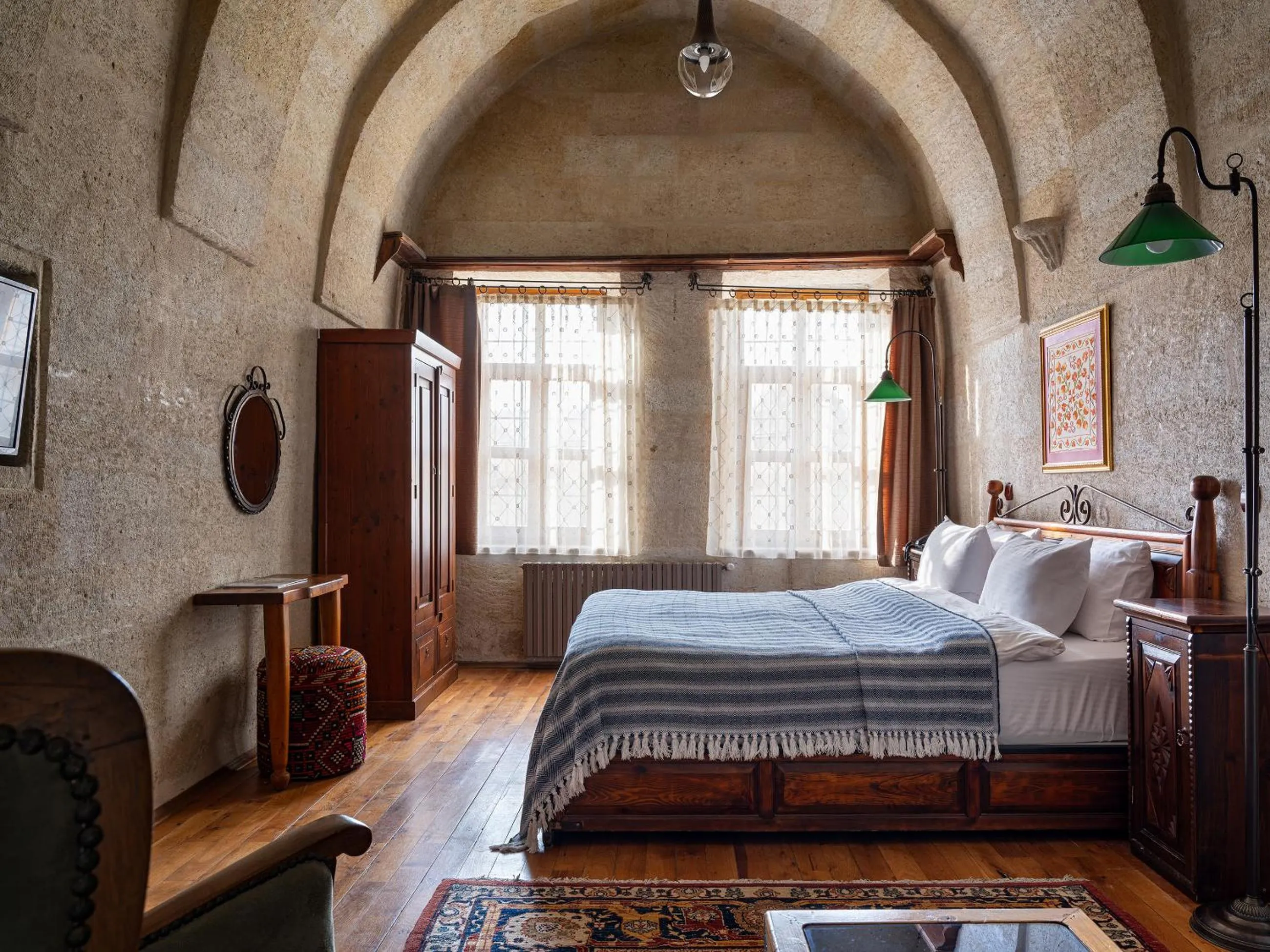 Photo of the whole room, Bed in Aza Cave Cappadocia Adult Hotel