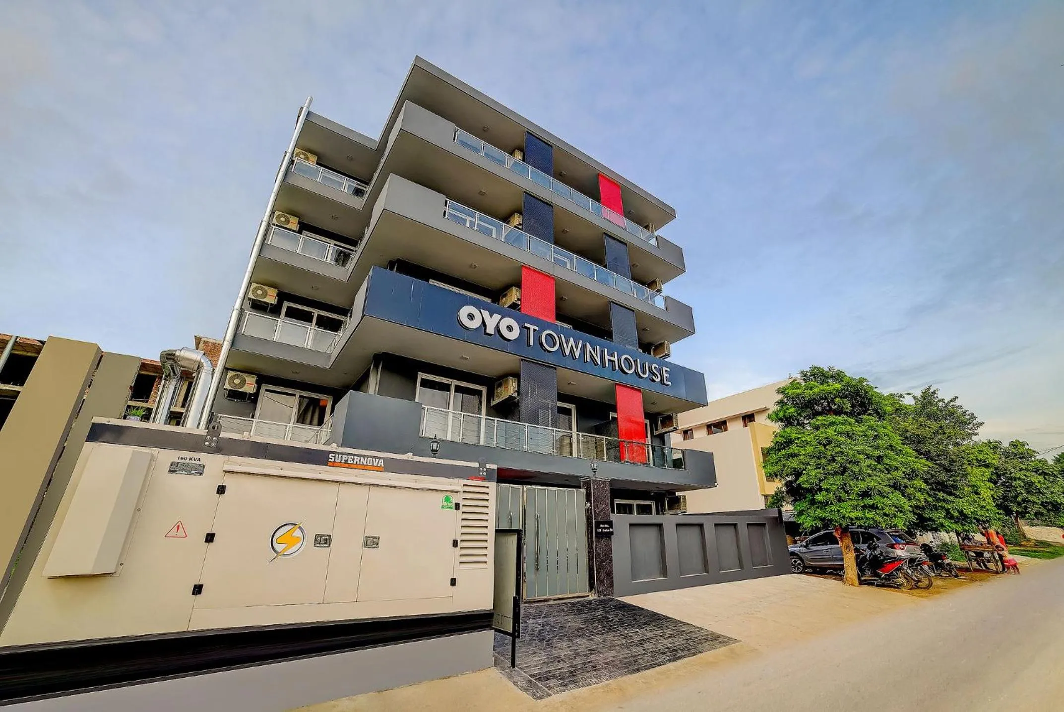 Facade/entrance in Townhouse Infinity stays